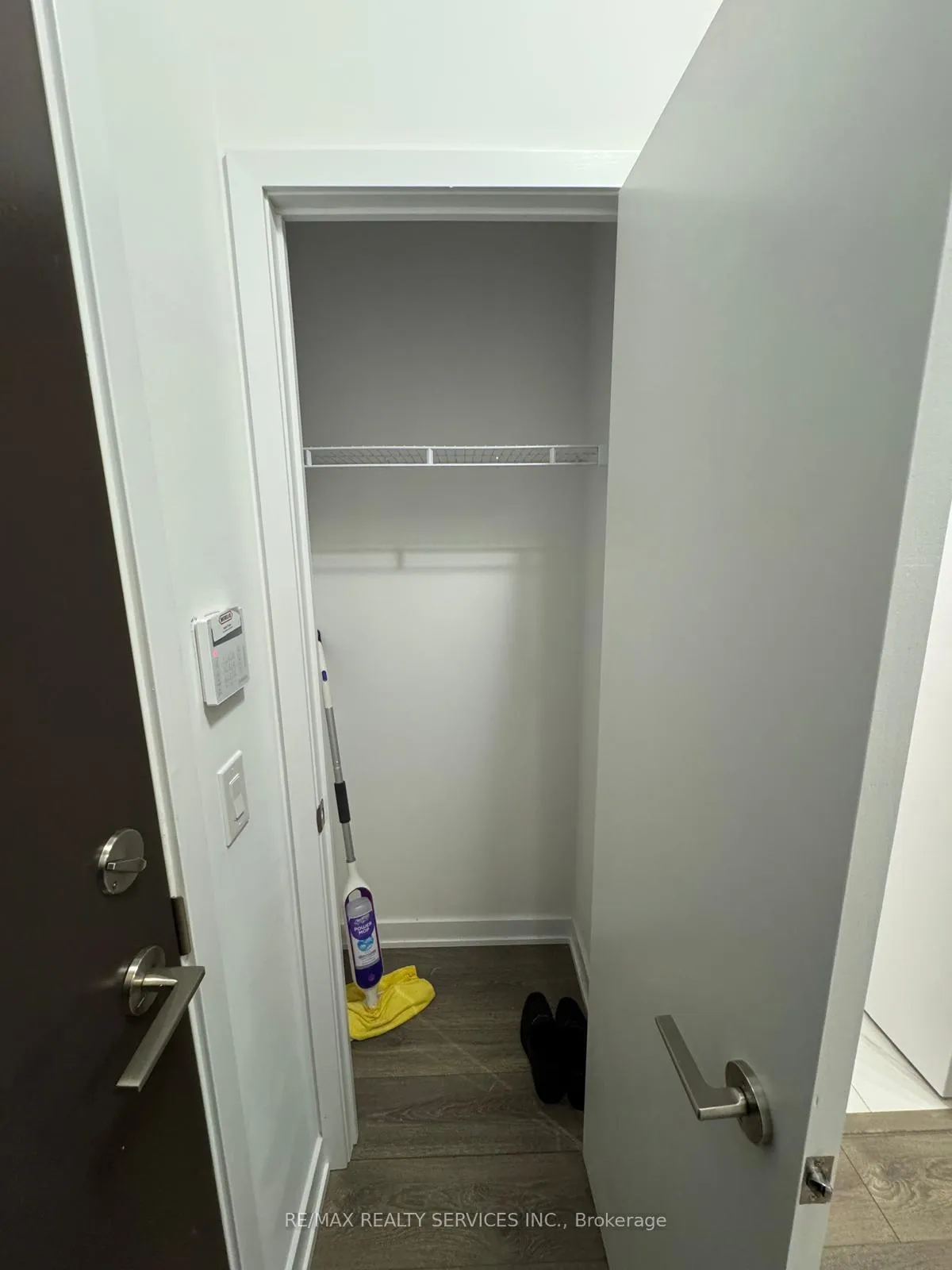 Photo 10 of Unit 1912, 38 Honeycrisp Crescent, Vaughan, Vaughan Corporate Centre — HOMEH
