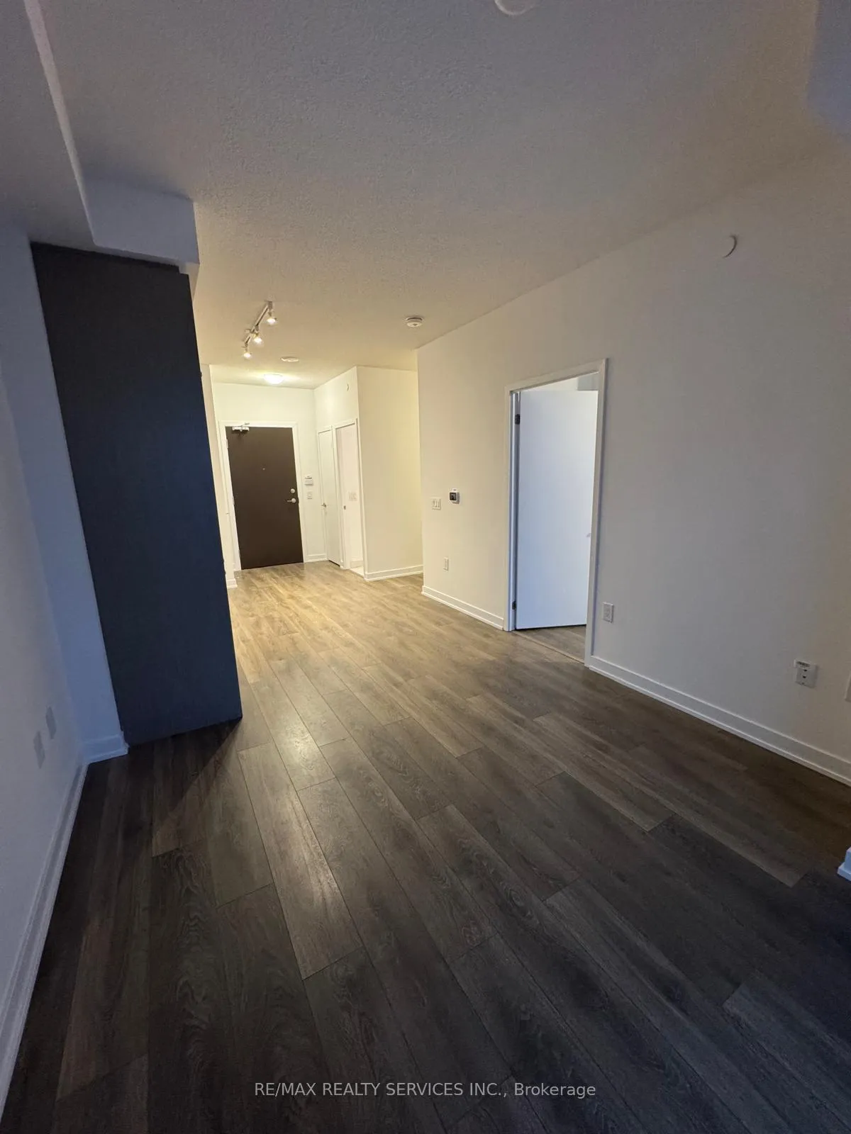 Photo 15 of Unit 1912, 38 Honeycrisp Crescent, Vaughan, Vaughan Corporate Centre — HOMEH