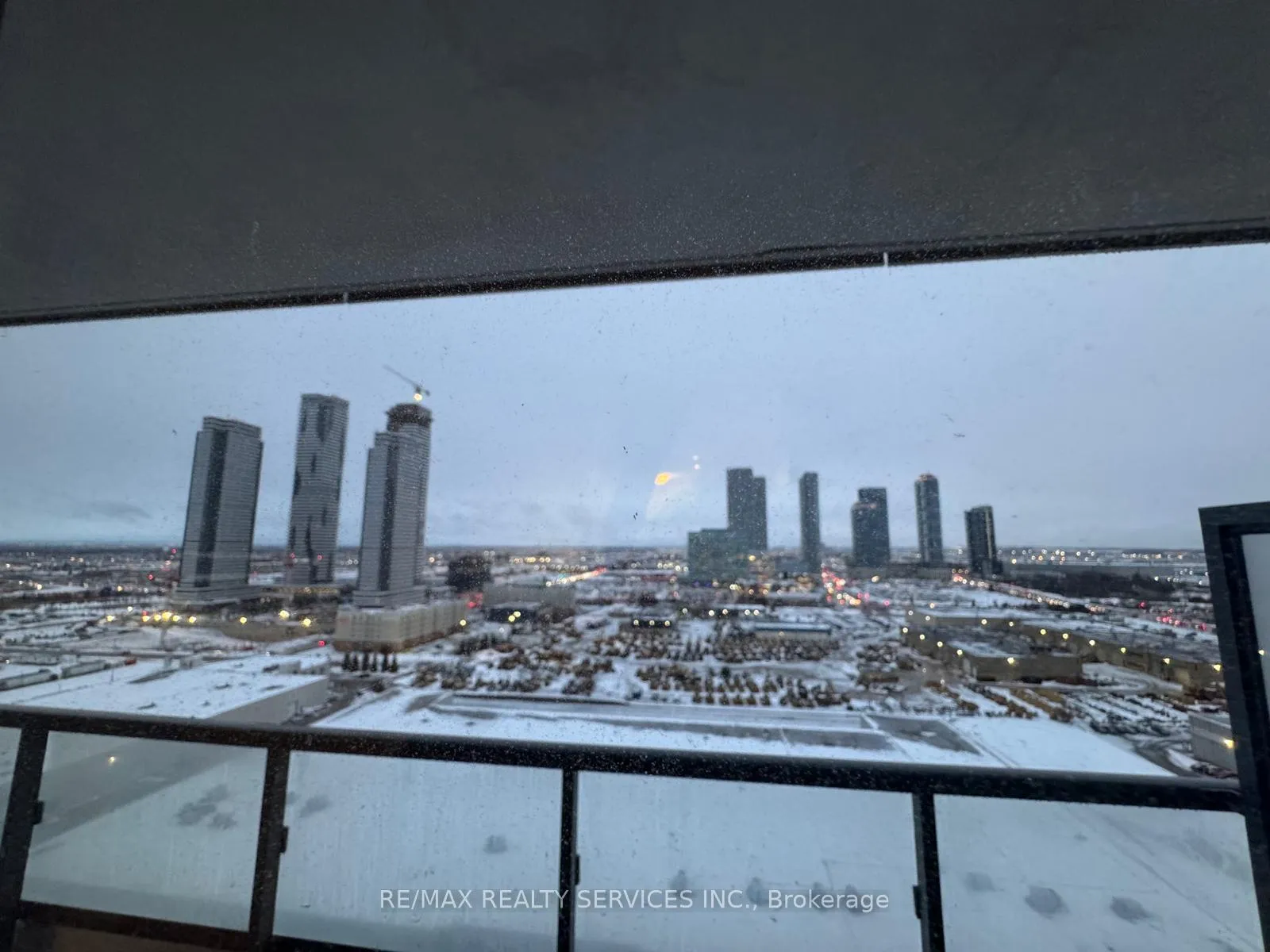 Photo 21 of Unit 1912, 38 Honeycrisp Crescent, Vaughan, Vaughan Corporate Centre — HOMEH
