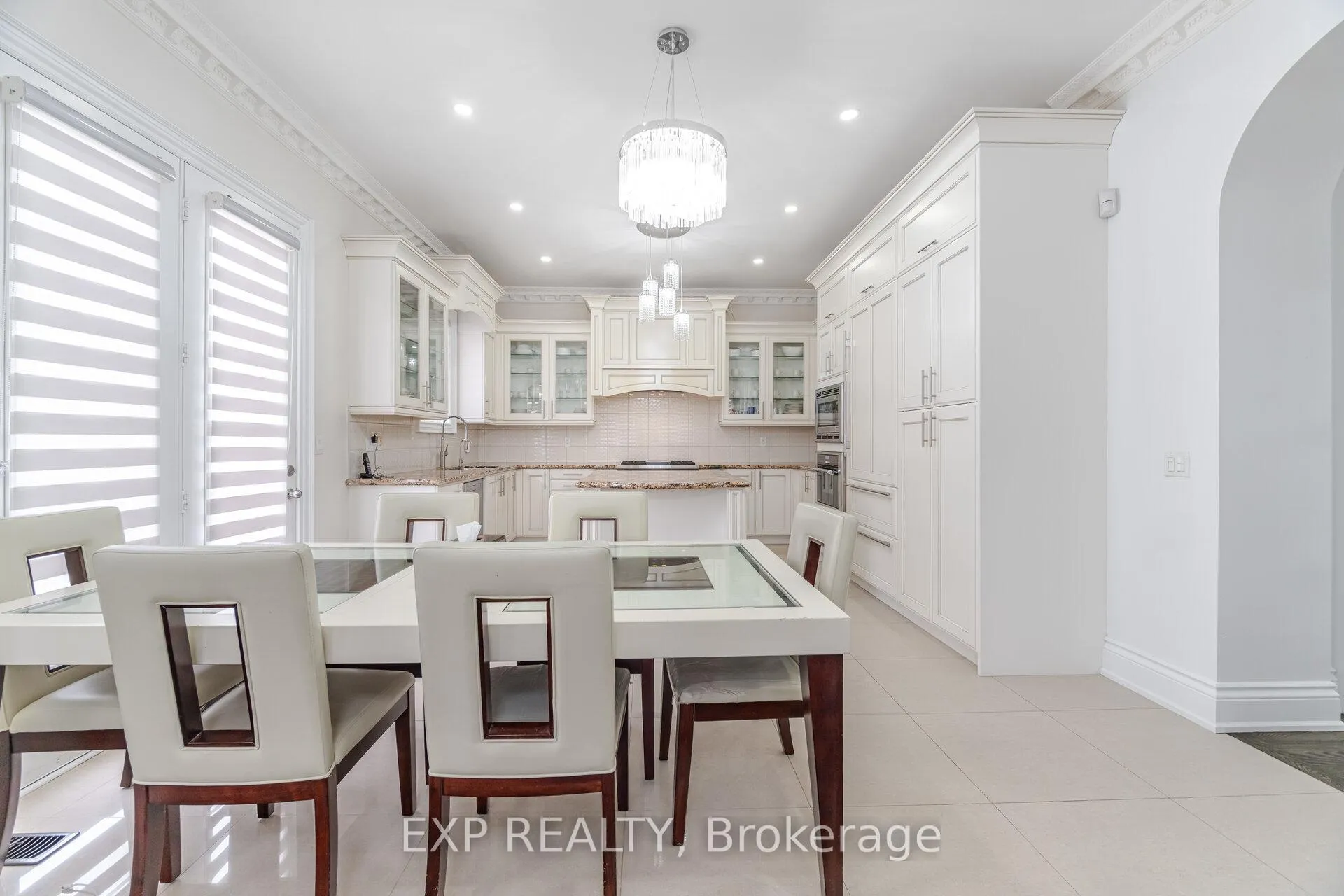 Photo 14 of 190 Torrey Pines Road, Vaughan, Kleinburg — HOMEH