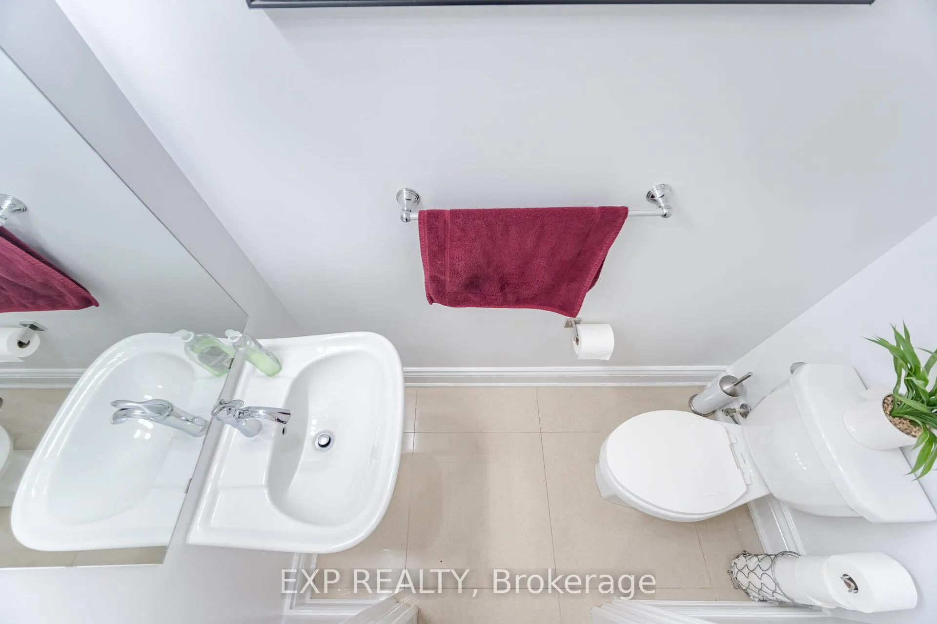 Photo 19 of 190 Torrey Pines Road, Vaughan, Kleinburg — HOMEH
