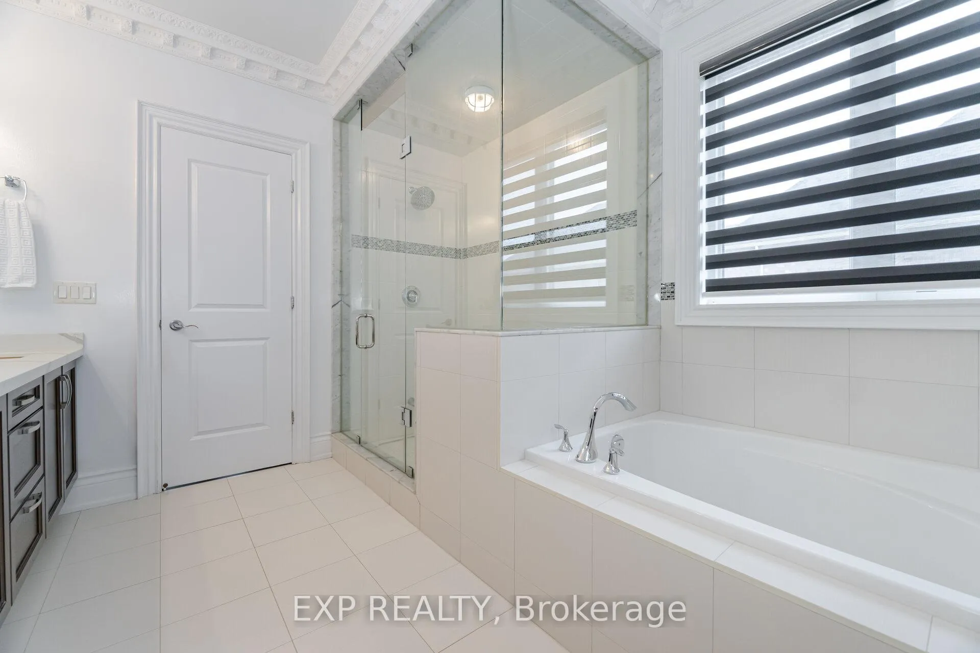 Photo 27 of 190 Torrey Pines Road, Vaughan, Kleinburg — HOMEH