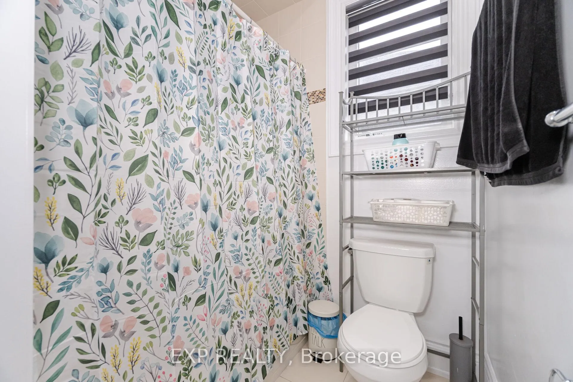 Photo 33 of 190 Torrey Pines Road, Vaughan, Kleinburg — HOMEH