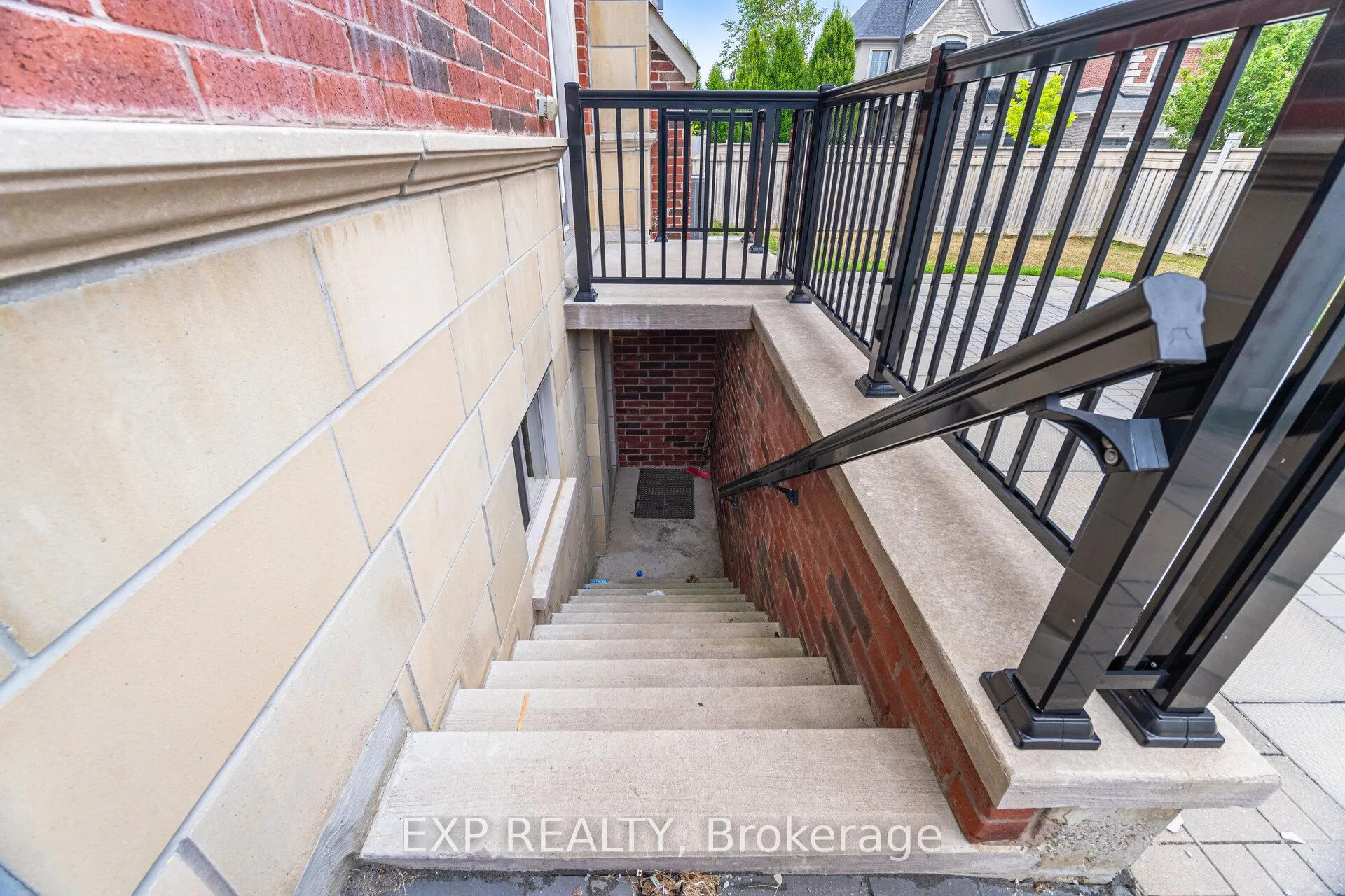 Photo 37 of 190 Torrey Pines Road, Vaughan, Kleinburg — HOMEH