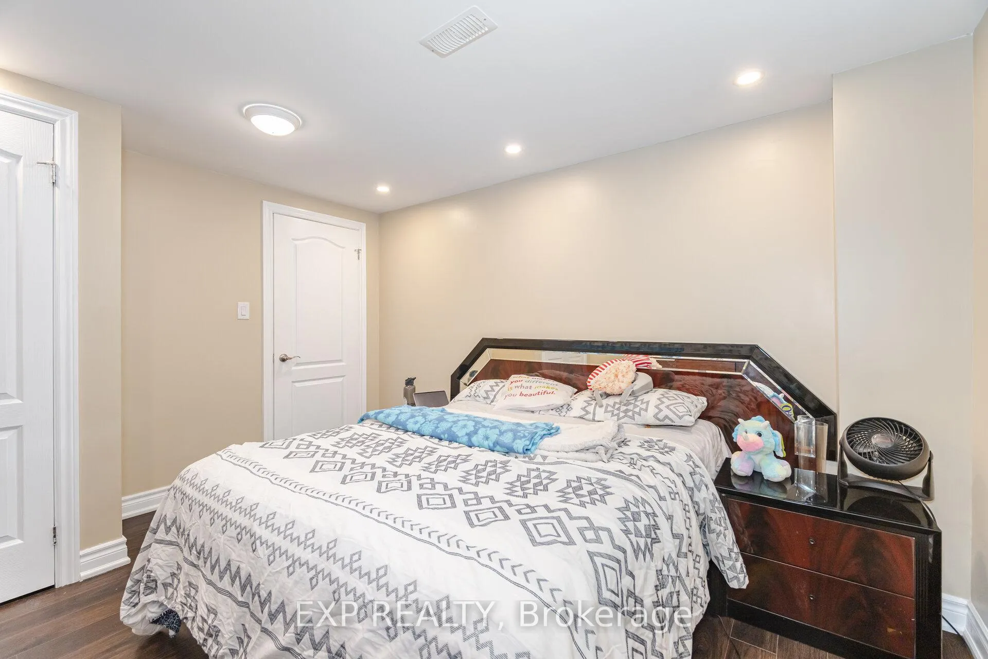 Photo 43 of 190 Torrey Pines Road, Vaughan, Kleinburg — HOMEH