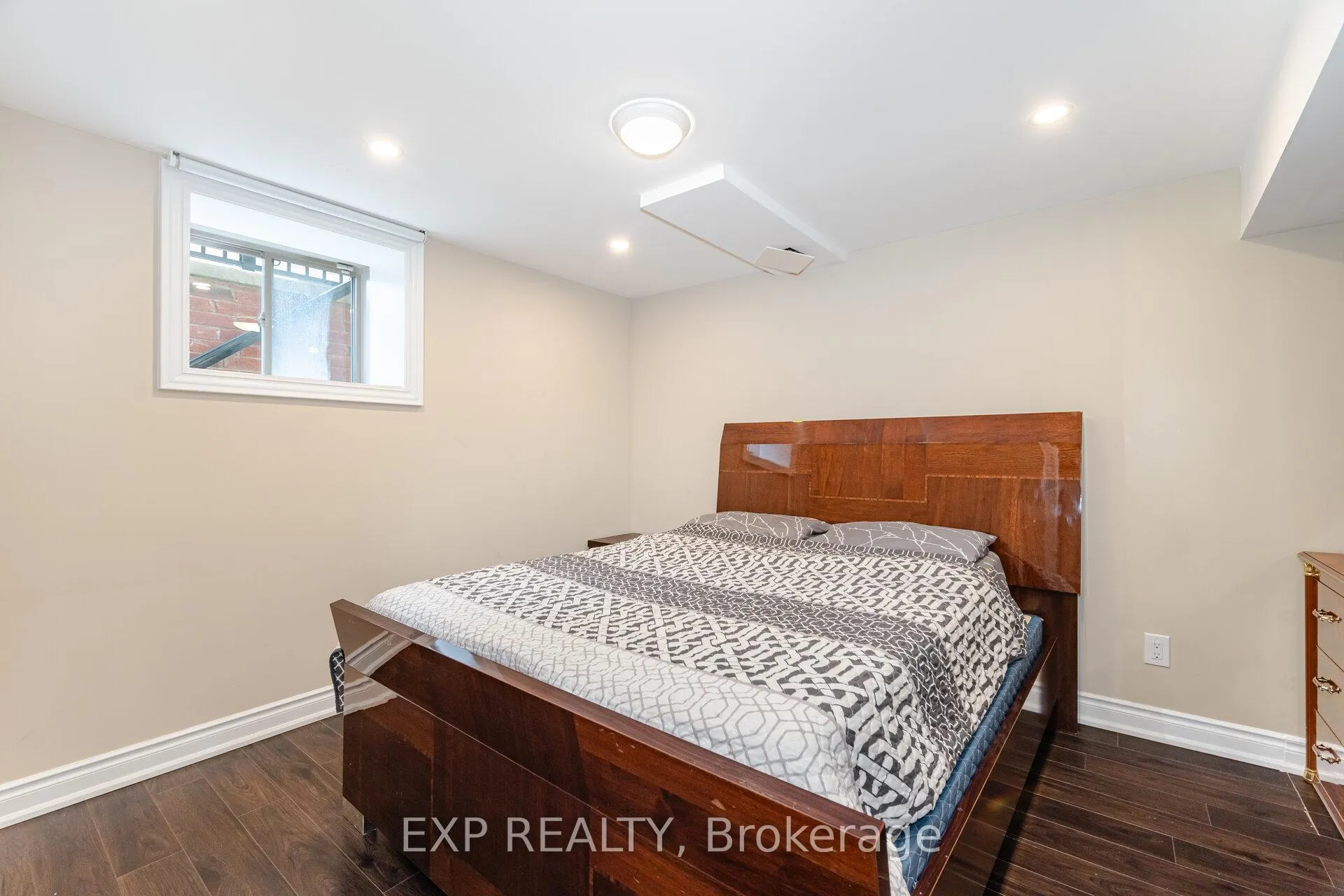 Photo 44 of 190 Torrey Pines Road, Vaughan, Kleinburg — HOMEH