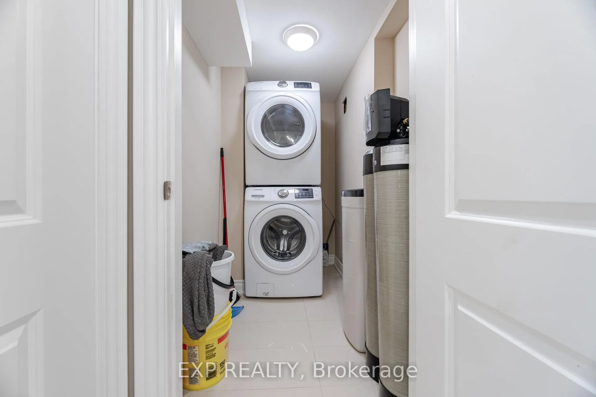 Photo 47 of 190 Torrey Pines Road, Vaughan, Kleinburg — HOMEH