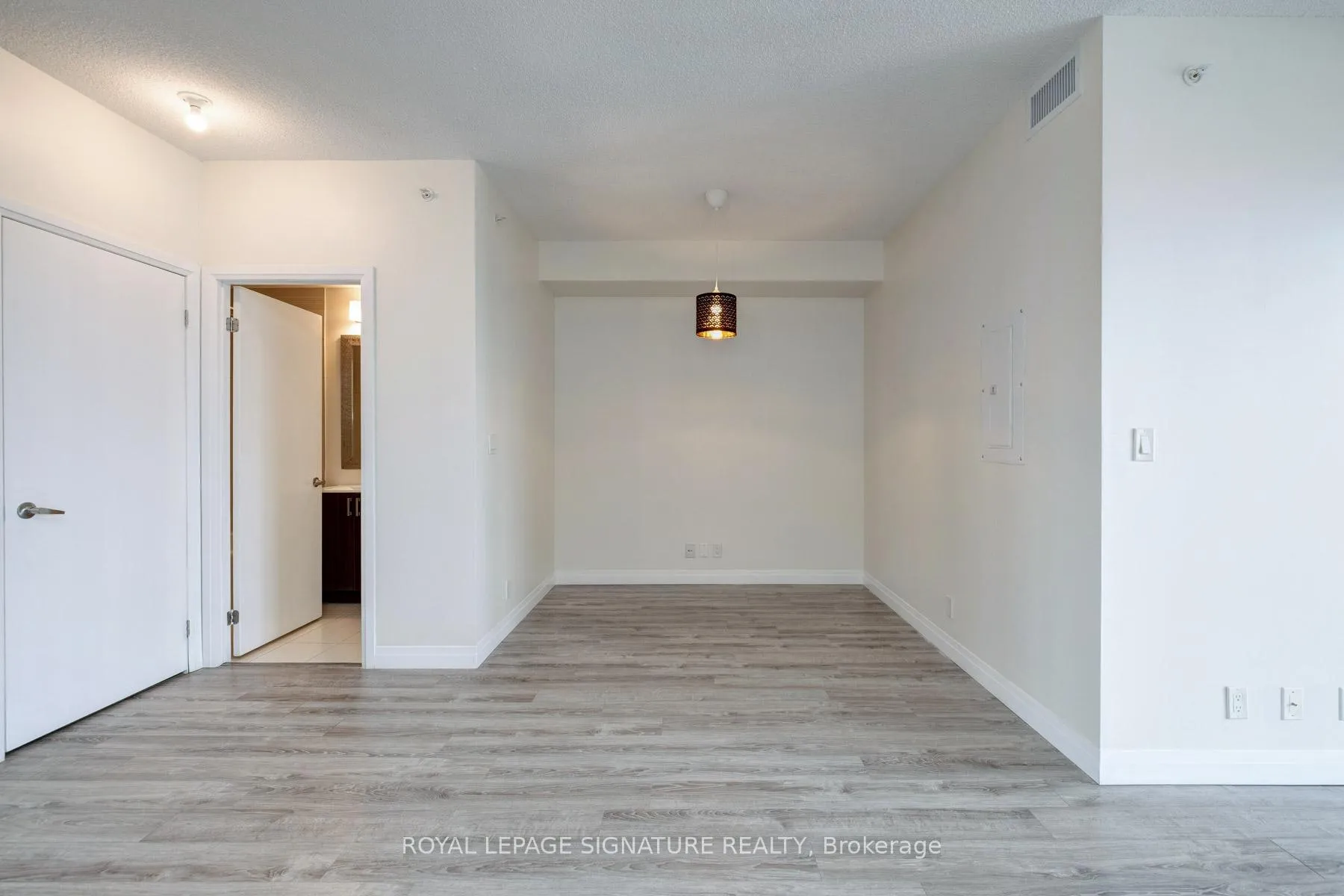 Photo 9 of Unit 537, 22 Easthaven Drive, Scarborough, Birchcliffe-Cliffside — HOMEH