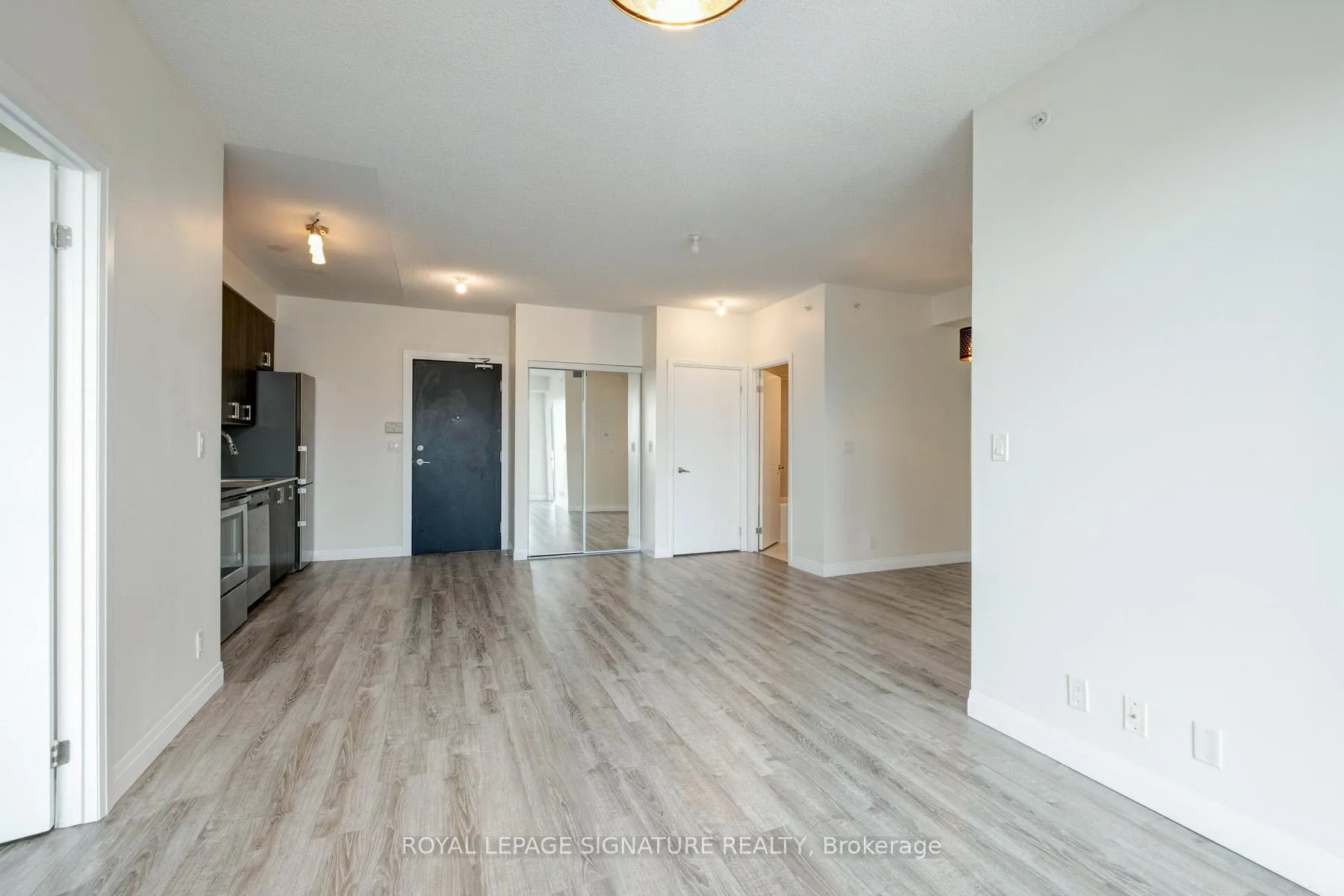 Photo 12 of Unit 537, 22 Easthaven Drive, Scarborough, Birchcliffe-Cliffside — HOMEH