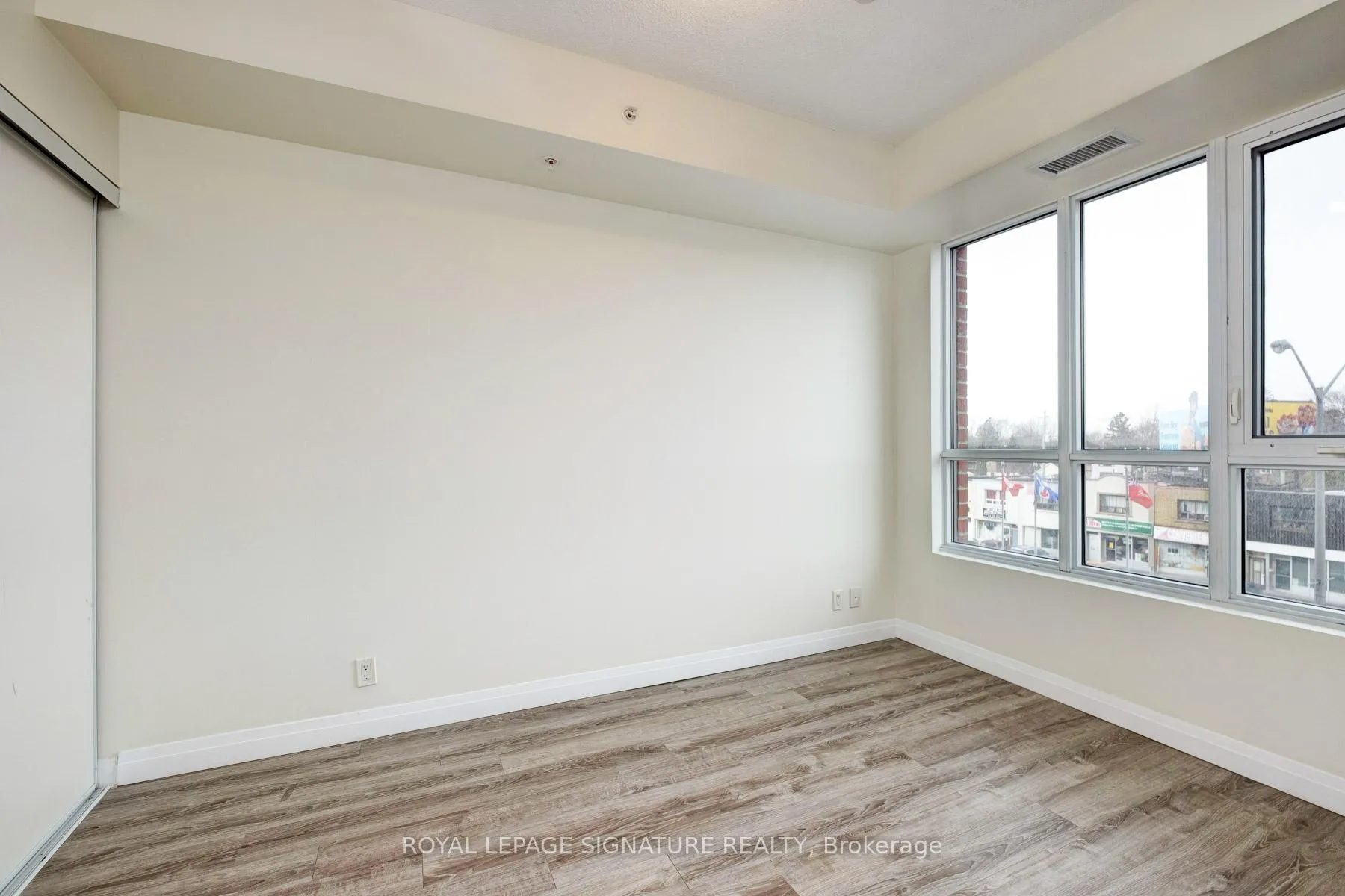 Photo 14 of Unit 537, 22 Easthaven Drive, Scarborough, Birchcliffe-Cliffside — HOMEH