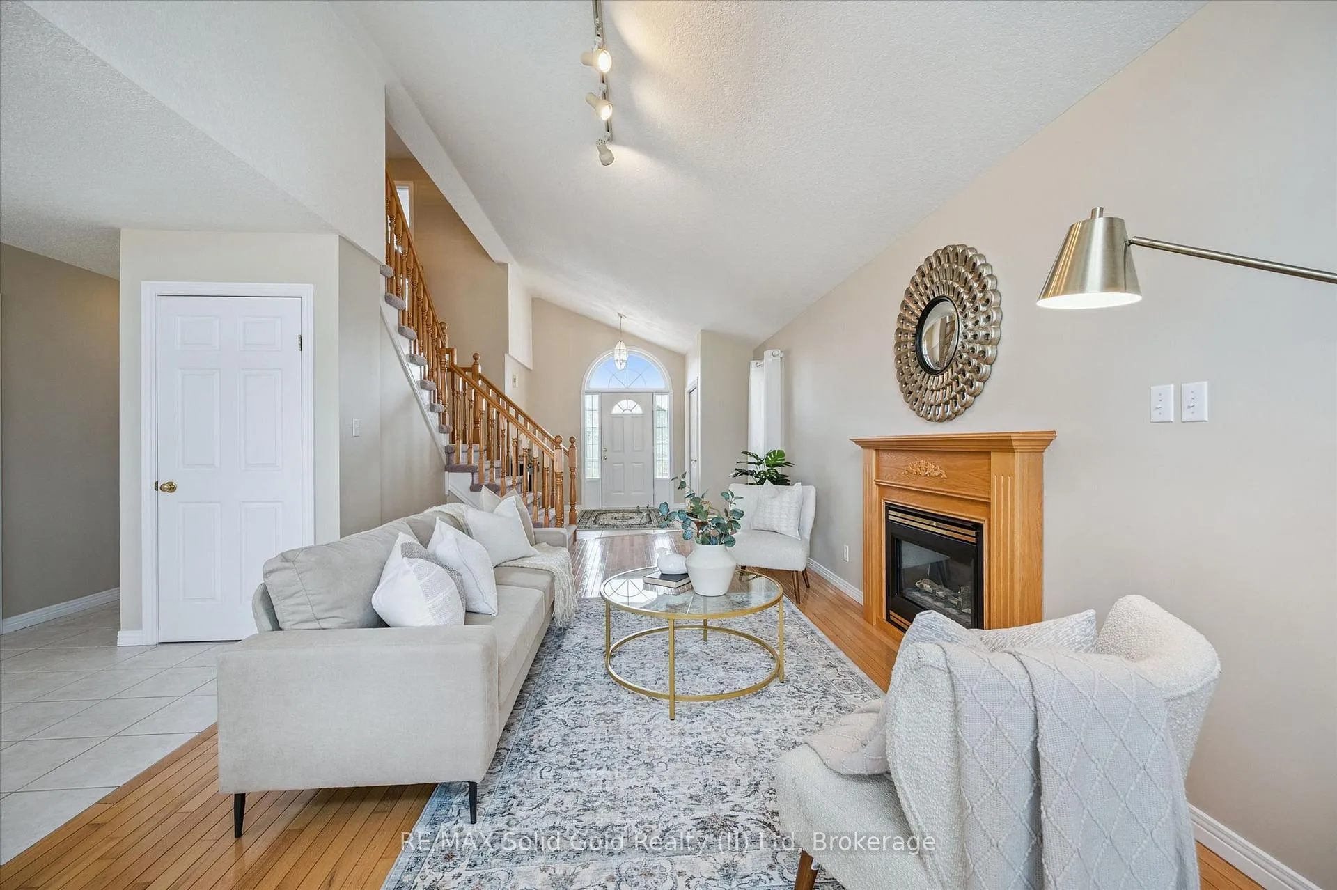 Photo 10 of 6 Keller Crescent, Kitchener — HOMEH
