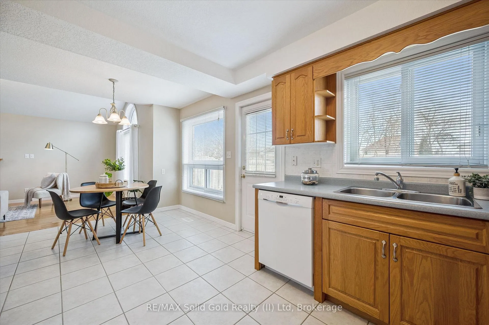 Photo 15 of 6 Keller Crescent, Kitchener — HOMEH