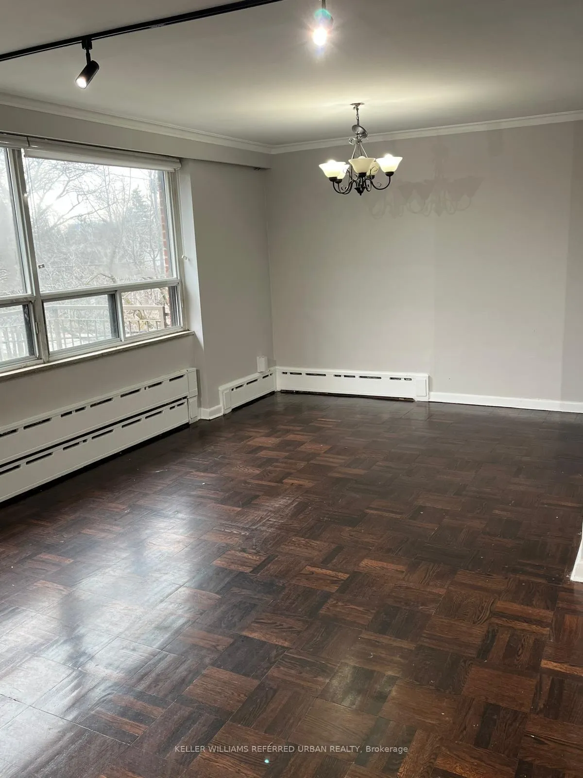 Photo 7 of Unit 5, 3 Meadowbrook Road, Toronto, Englemount-Lawrence — HOMEH