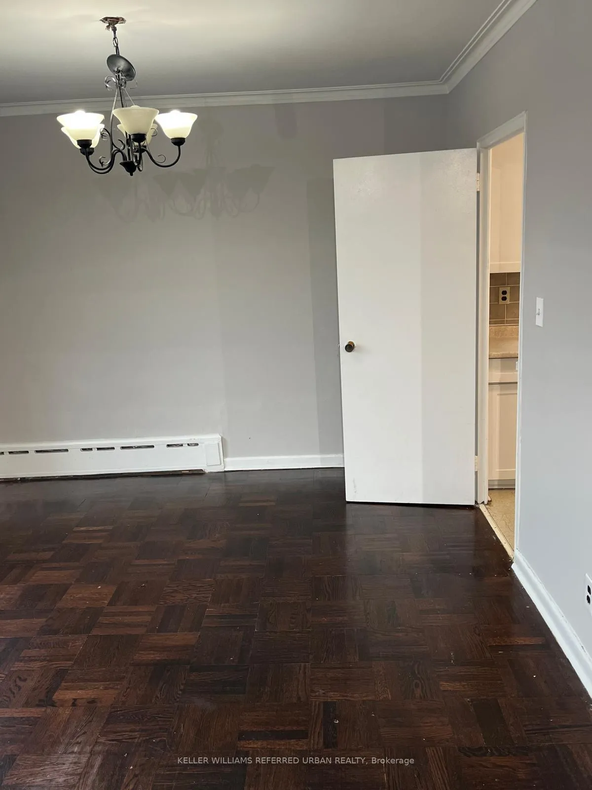 Photo 8 of Unit 5, 3 Meadowbrook Road, Toronto, Englemount-Lawrence — HOMEH