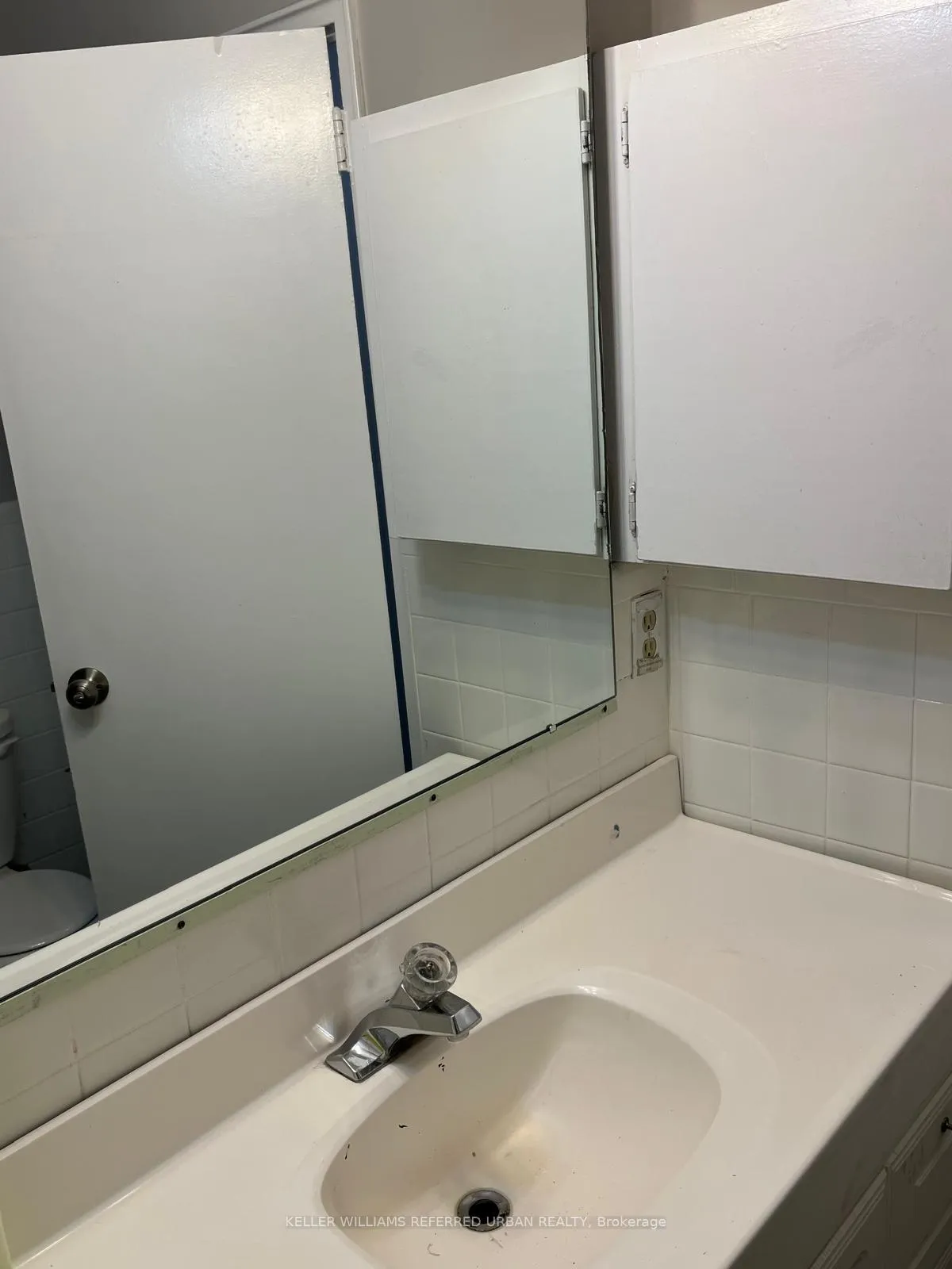 Photo 30 of Unit 5, 3 Meadowbrook Road, Toronto, Englemount-Lawrence — HOMEH