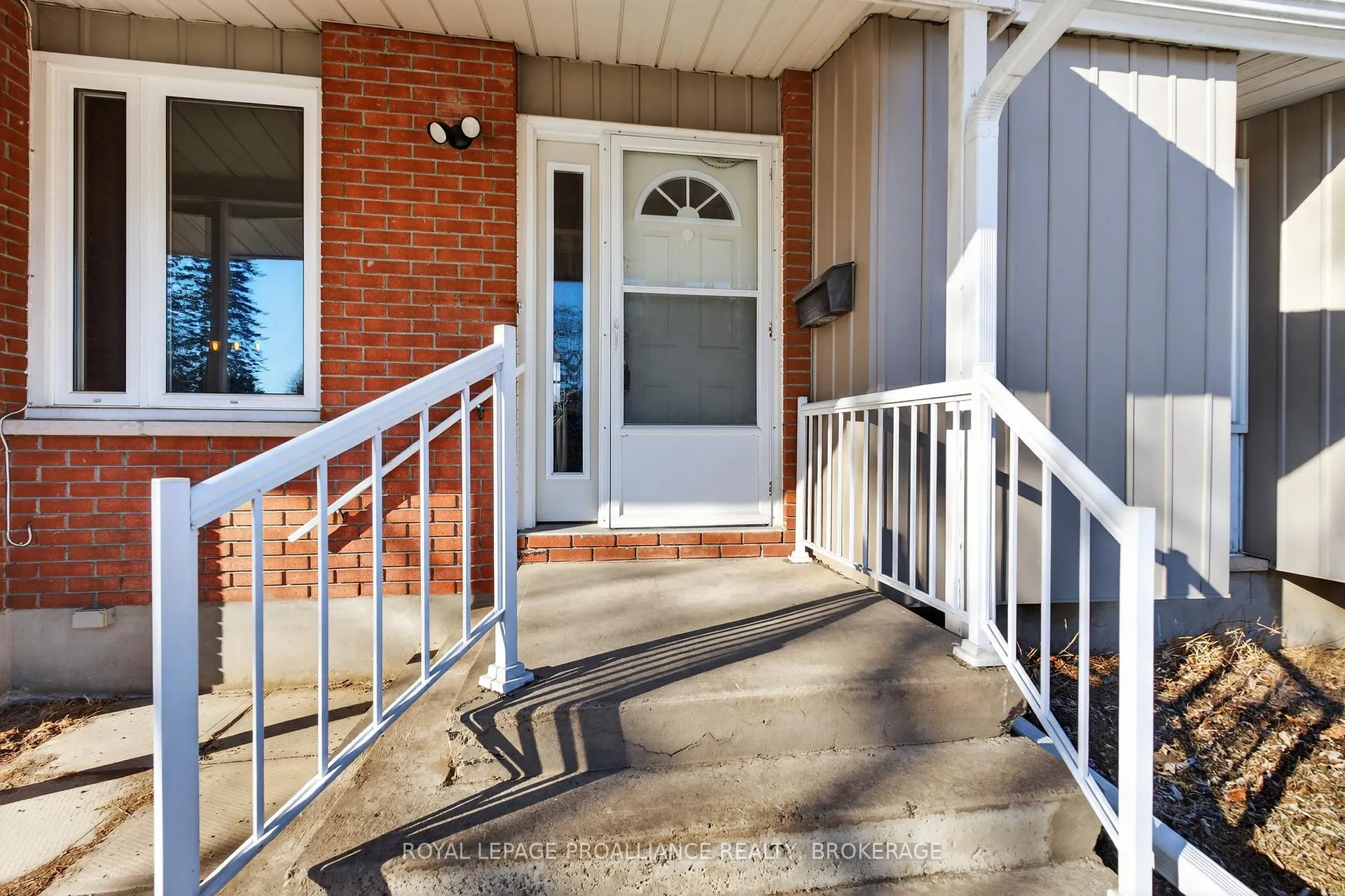 Photo 3 of 784 Safari Drive, Kingston, North of Taylor-Kidd Blvd — HOMEH