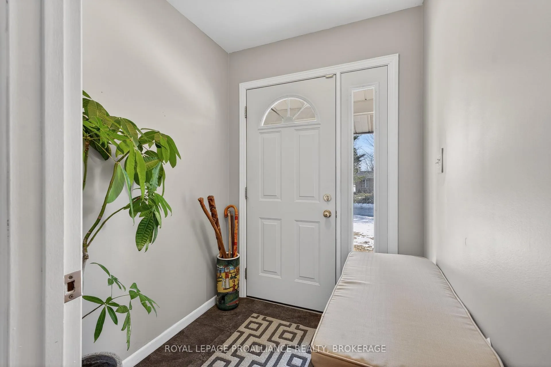 Photo 4 of 784 Safari Drive, Kingston, North of Taylor-Kidd Blvd — HOMEH