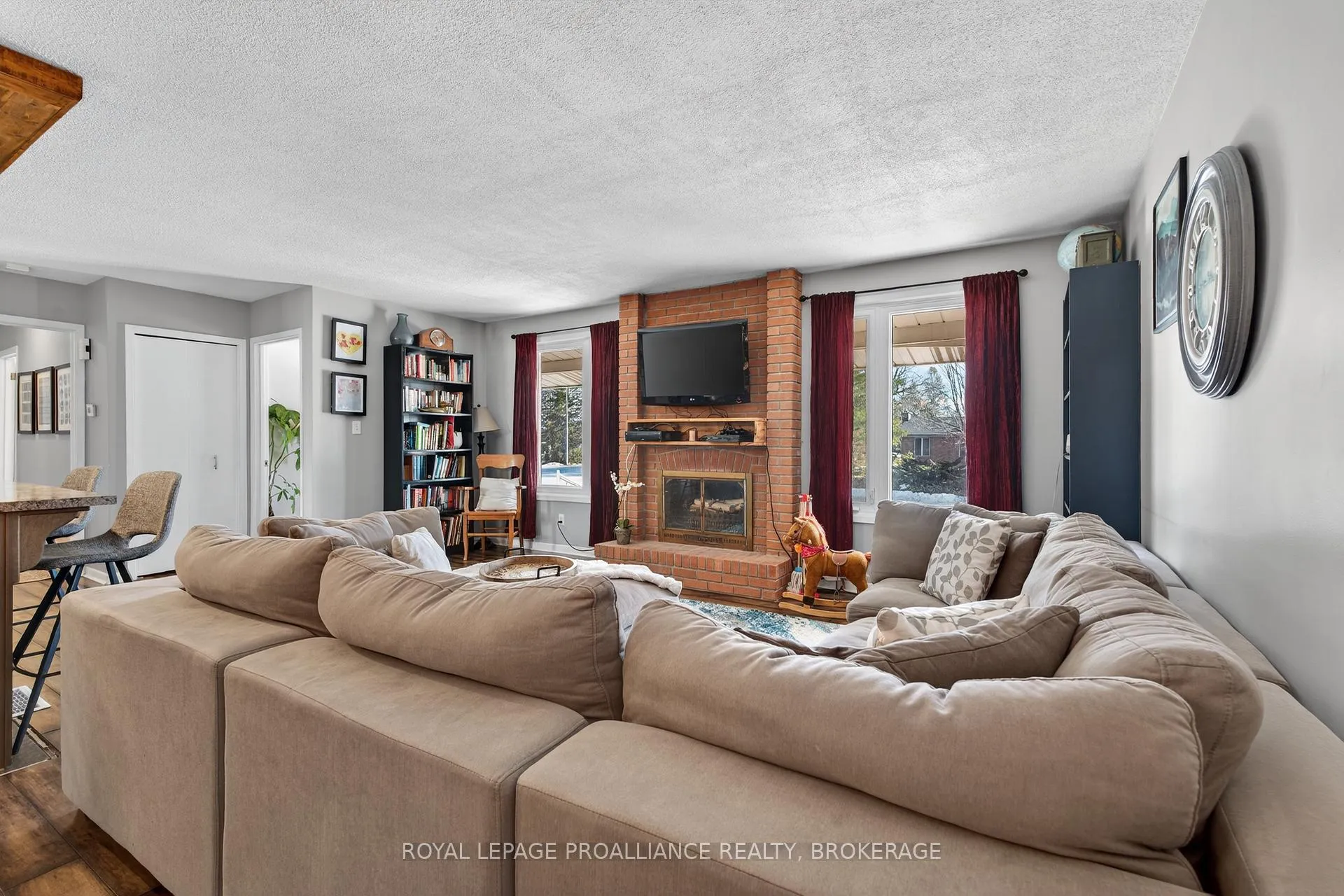 Photo 5 of 784 Safari Drive, Kingston, North of Taylor-Kidd Blvd — HOMEH