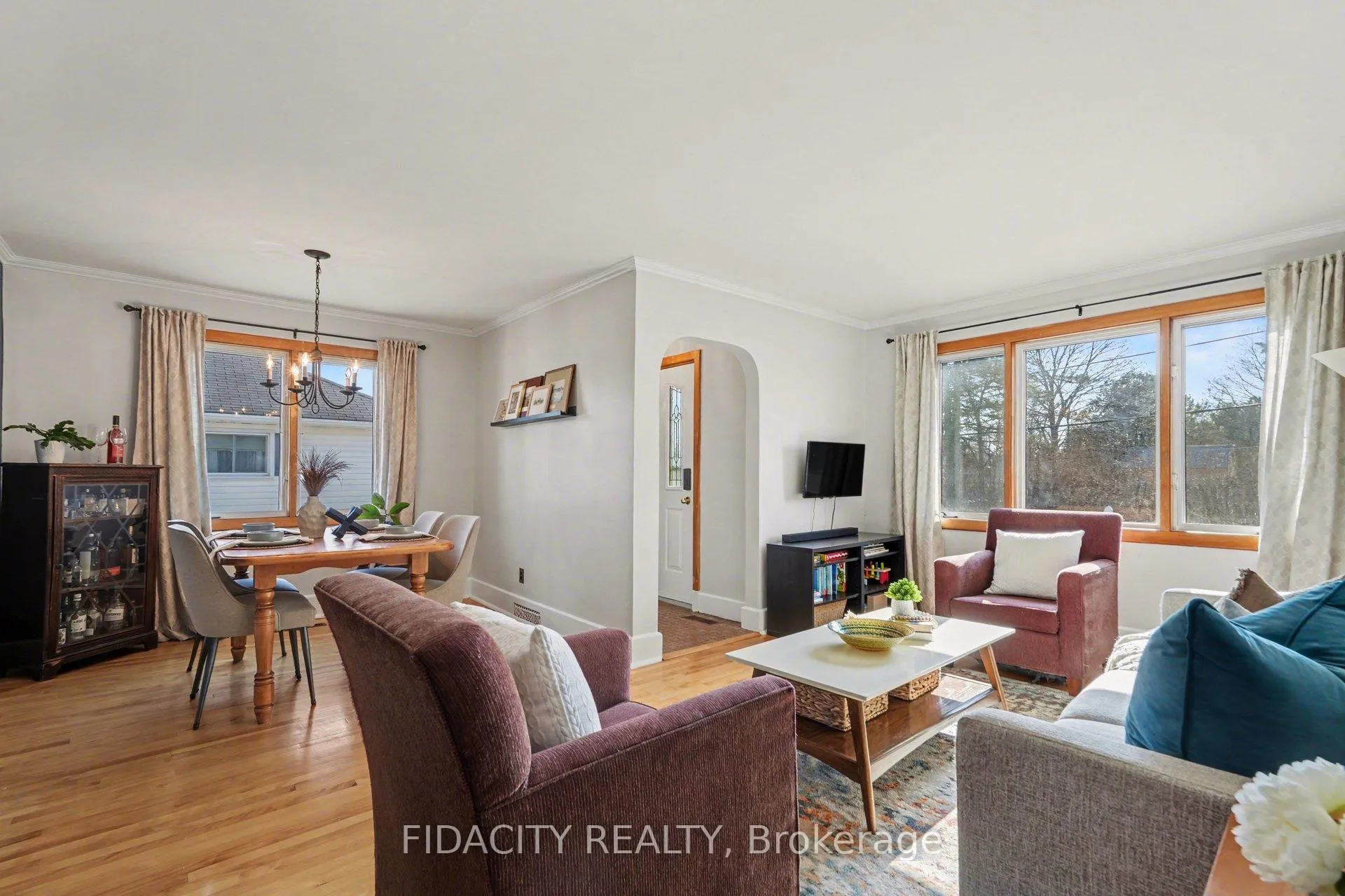 Photo 5 of 11 Caldwell Street, Carleton Place — HOMEH