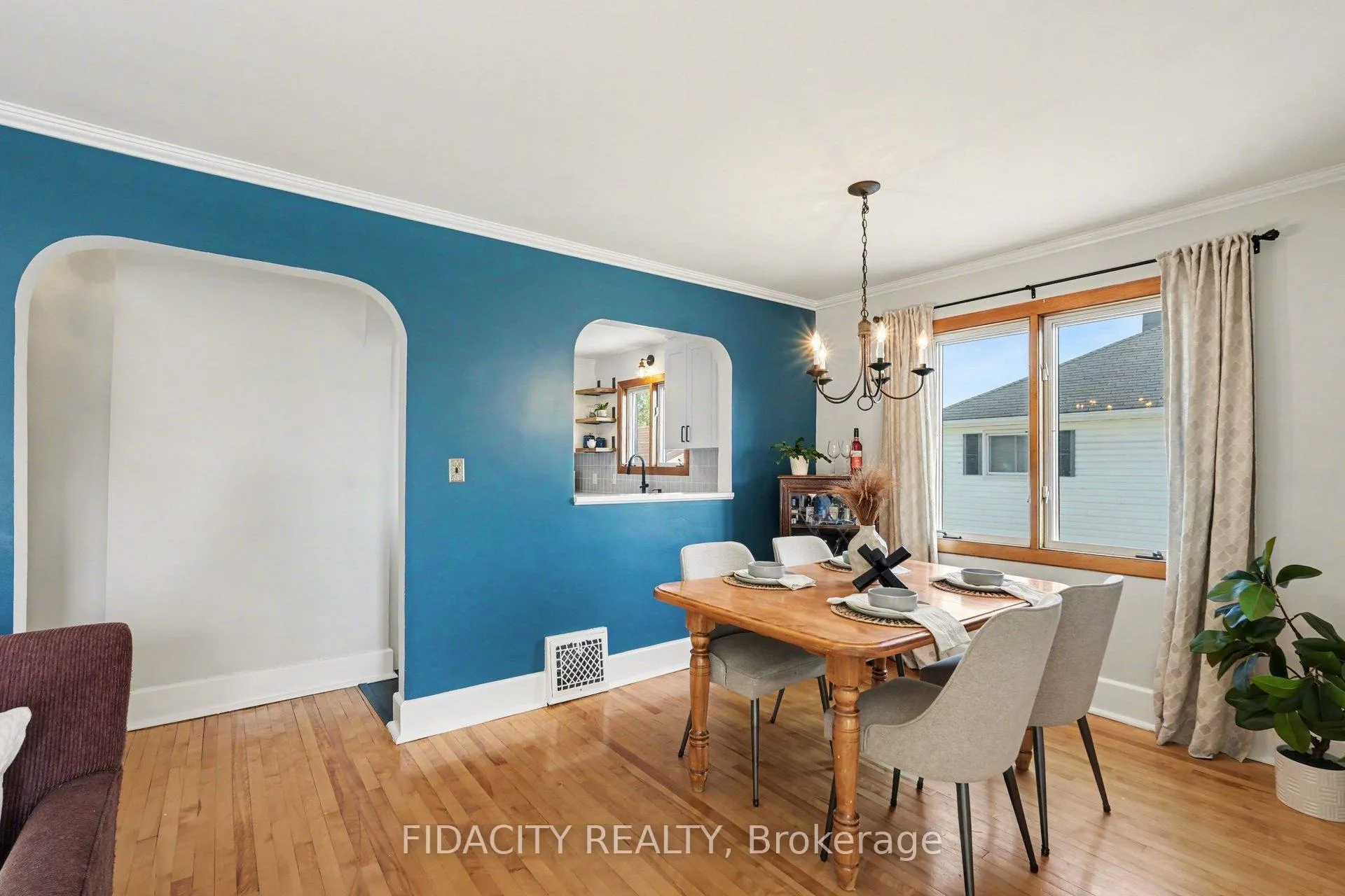 Photo 7 of 11 Caldwell Street, Carleton Place — HOMEH