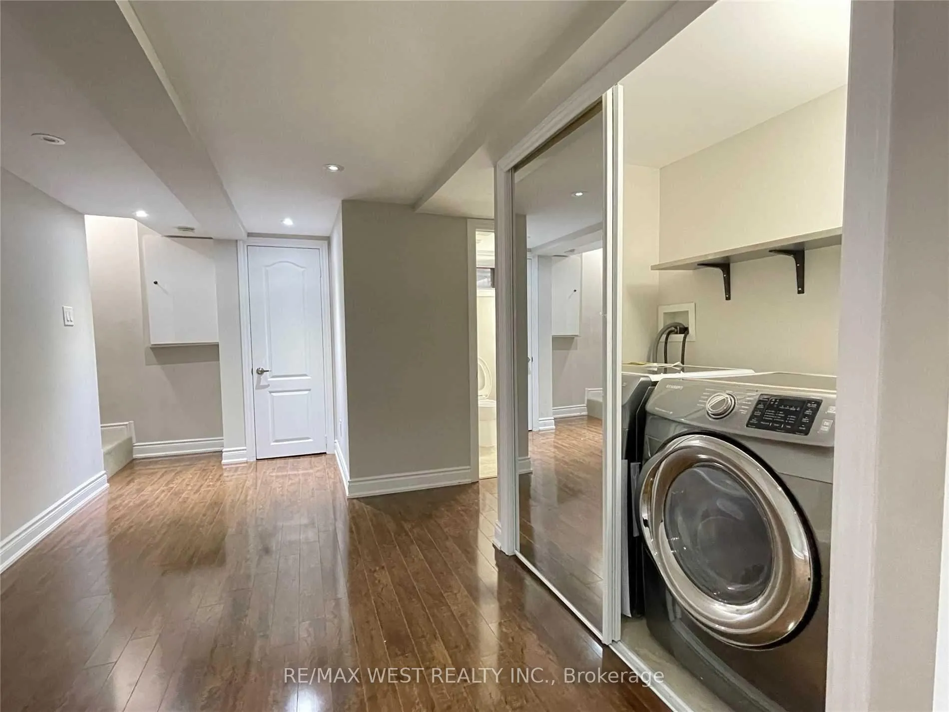Photo 17 of Unit 1, 437 Silverstone Drive, Etobicoke, West Humber-Clairville — HOMEH