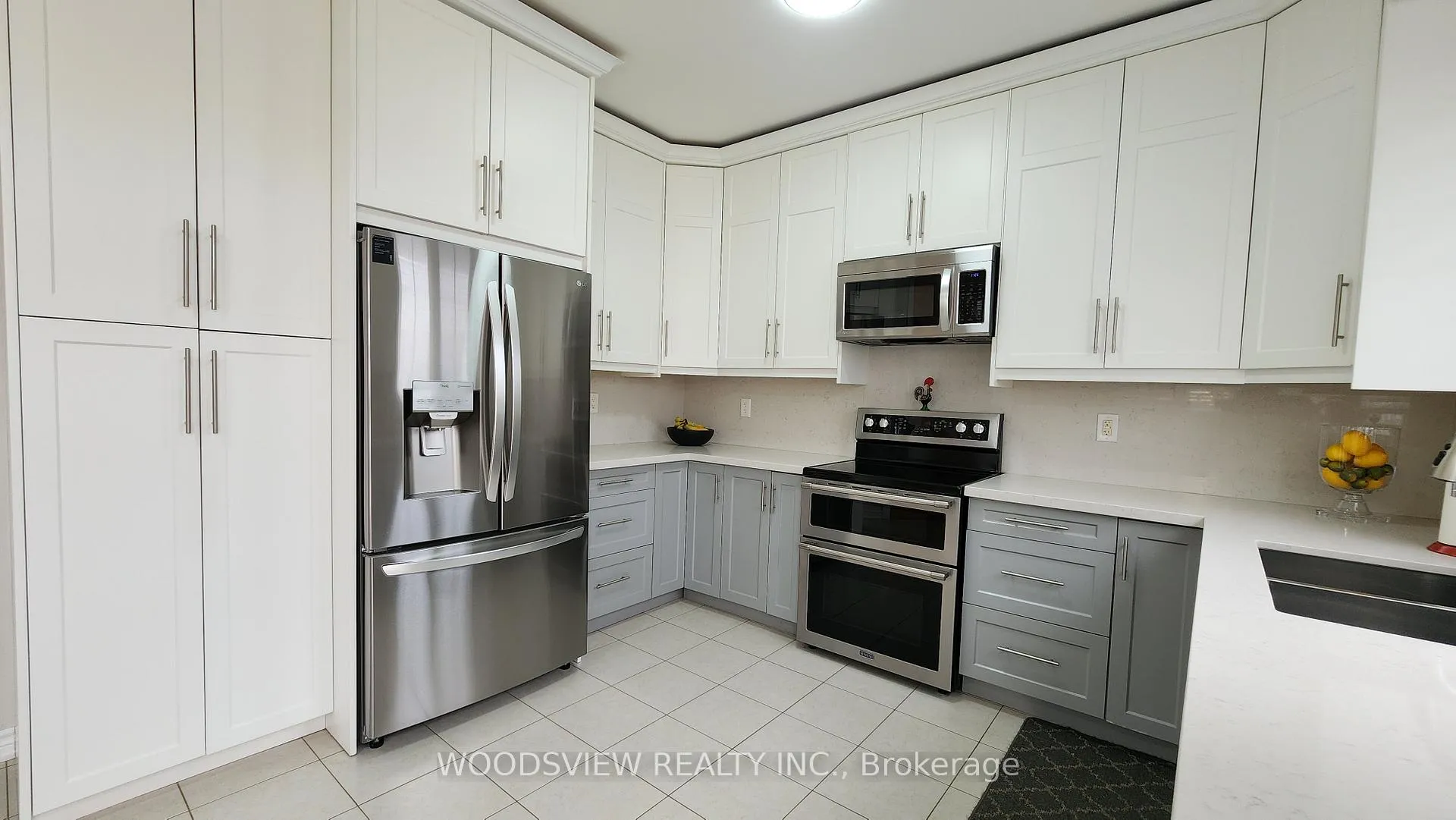 Photo 9 of 2220 Dawson Crescent, Innisfil, Alcona — HOMEH