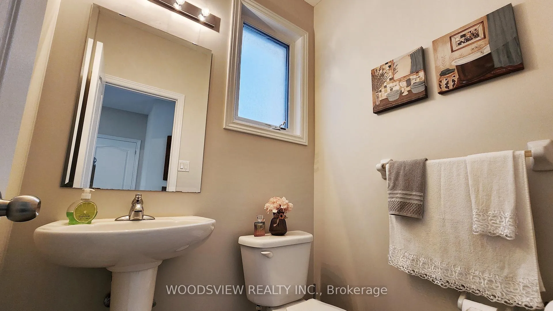 Photo 12 of 2220 Dawson Crescent, Innisfil, Alcona — HOMEH