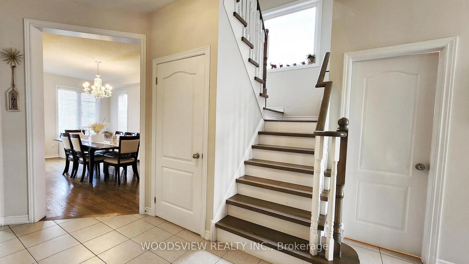 Photo 13 of 2220 Dawson Crescent, Innisfil, Alcona — HOMEH