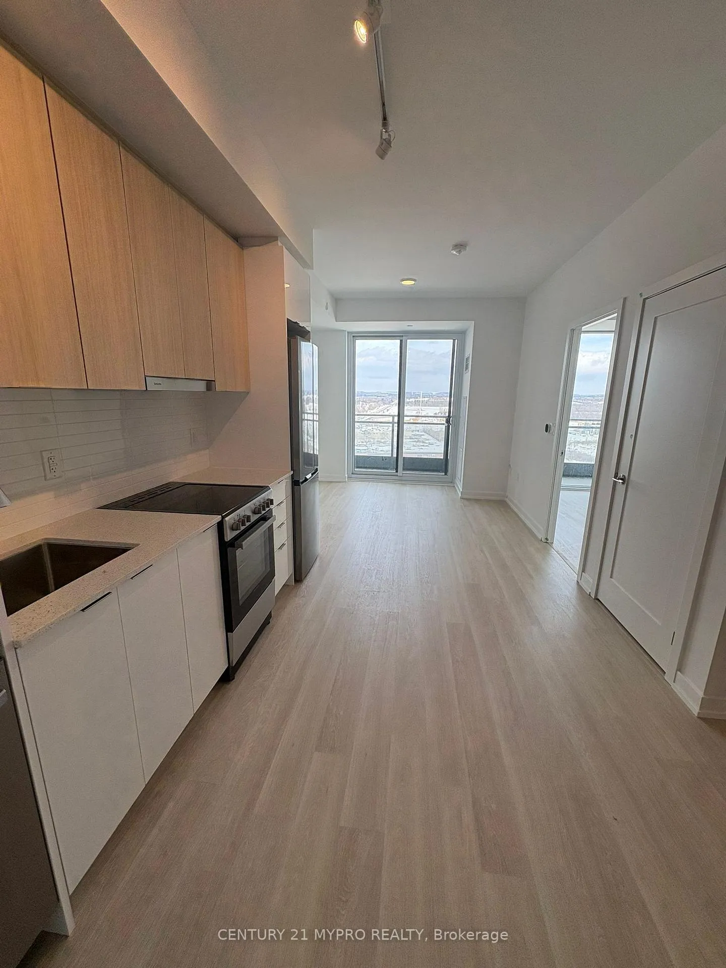 Photo 2 of Unit B-1712, 9751 Markham Road, Markham, Greensborough — HOMEH