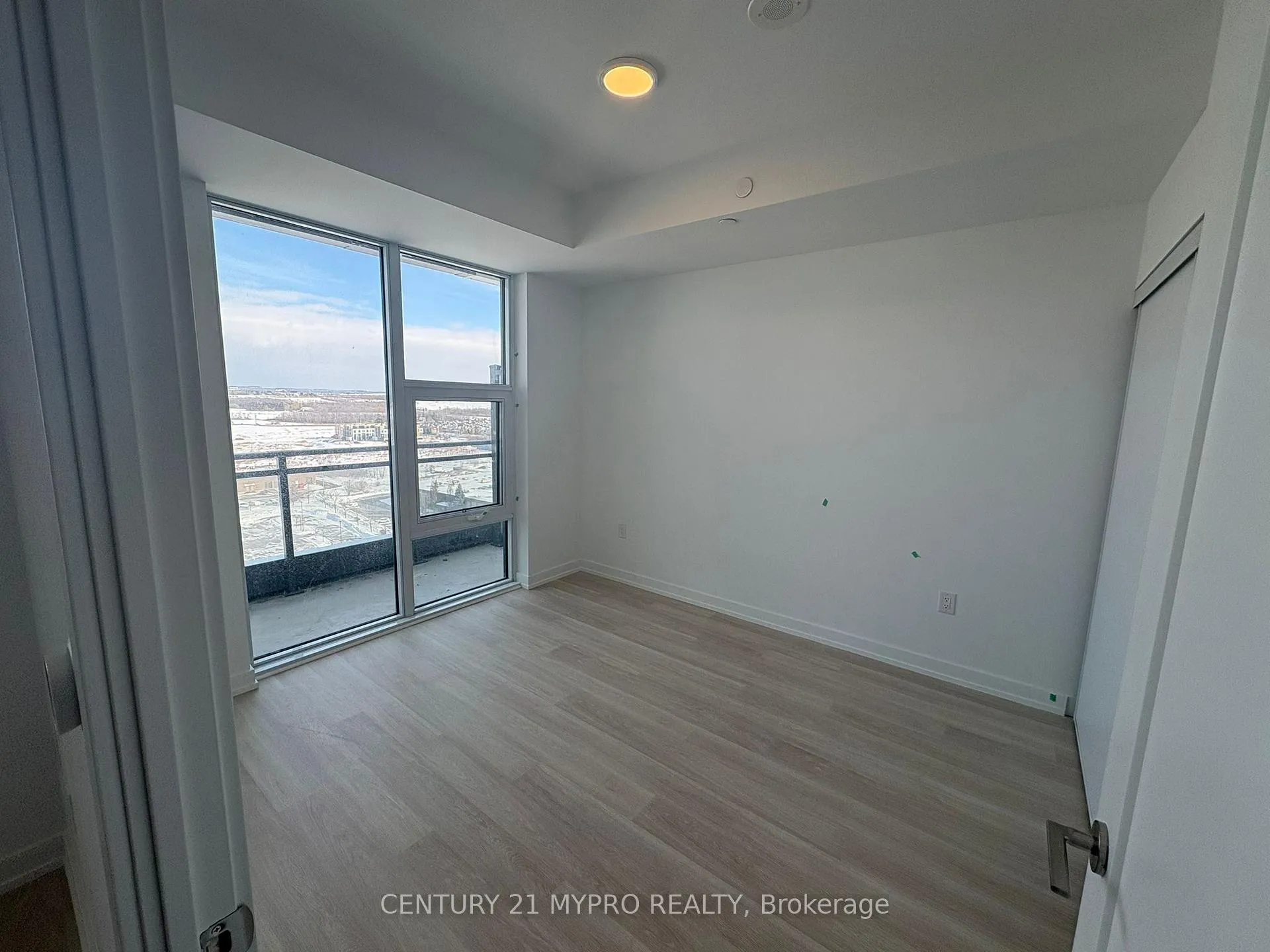 Photo 4 of Unit B-1712, 9751 Markham Road, Markham, Greensborough — HOMEH