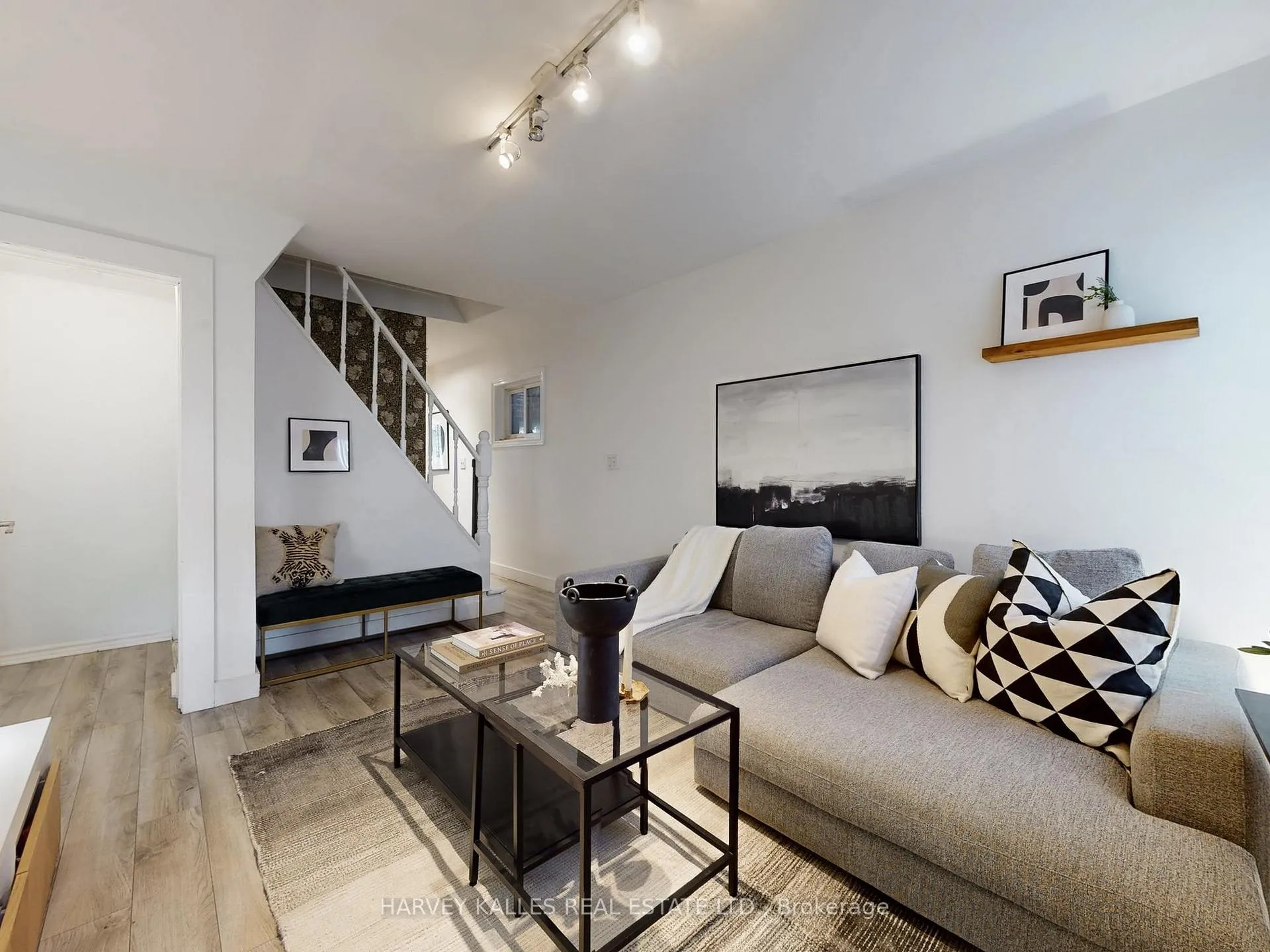 Photo 3 of 211 Rosemount Avenue, Toronto, Corso Italia-Davenport — HOMEH