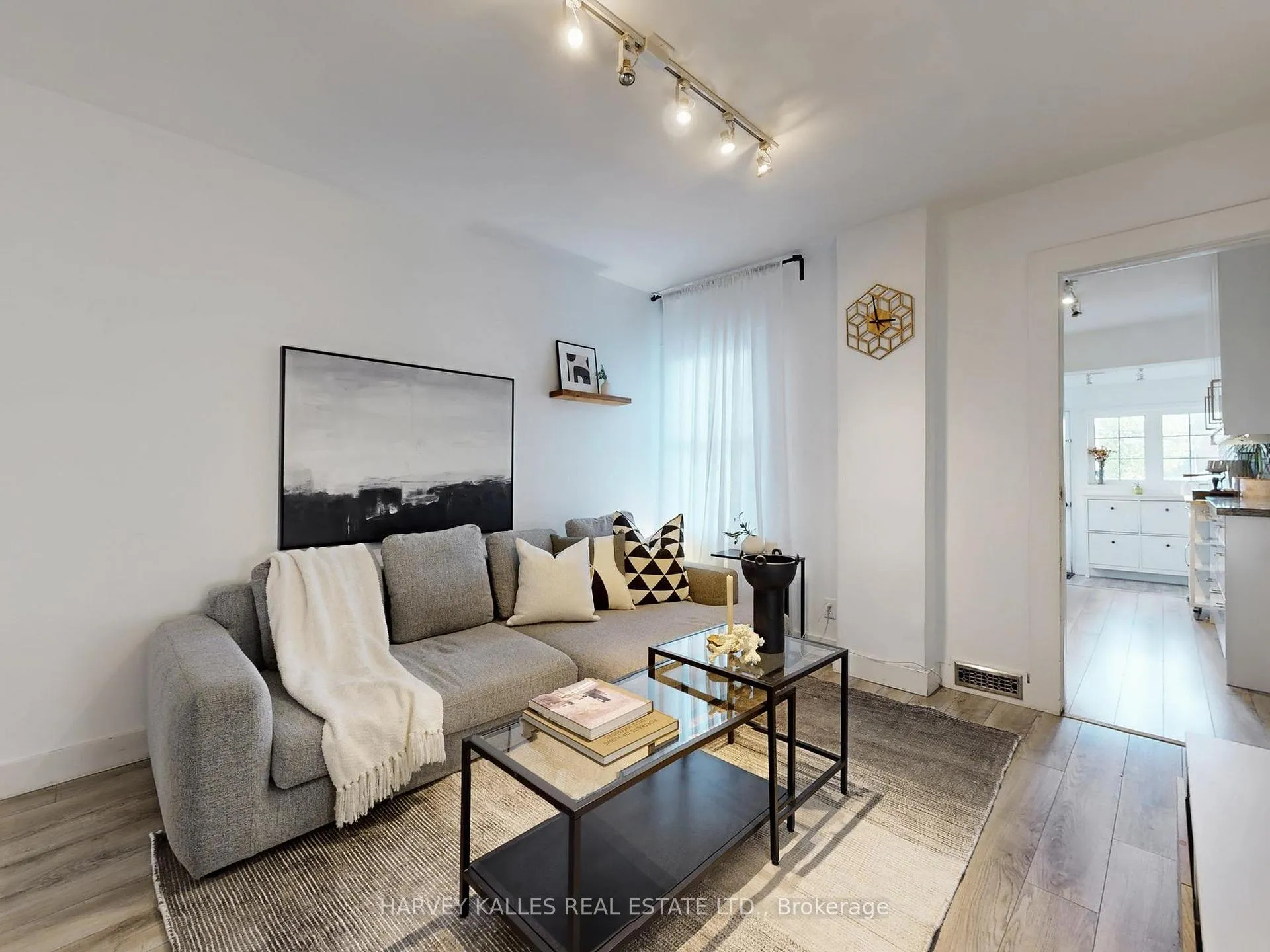 Photo 4 of 211 Rosemount Avenue, Toronto, Corso Italia-Davenport — HOMEH
