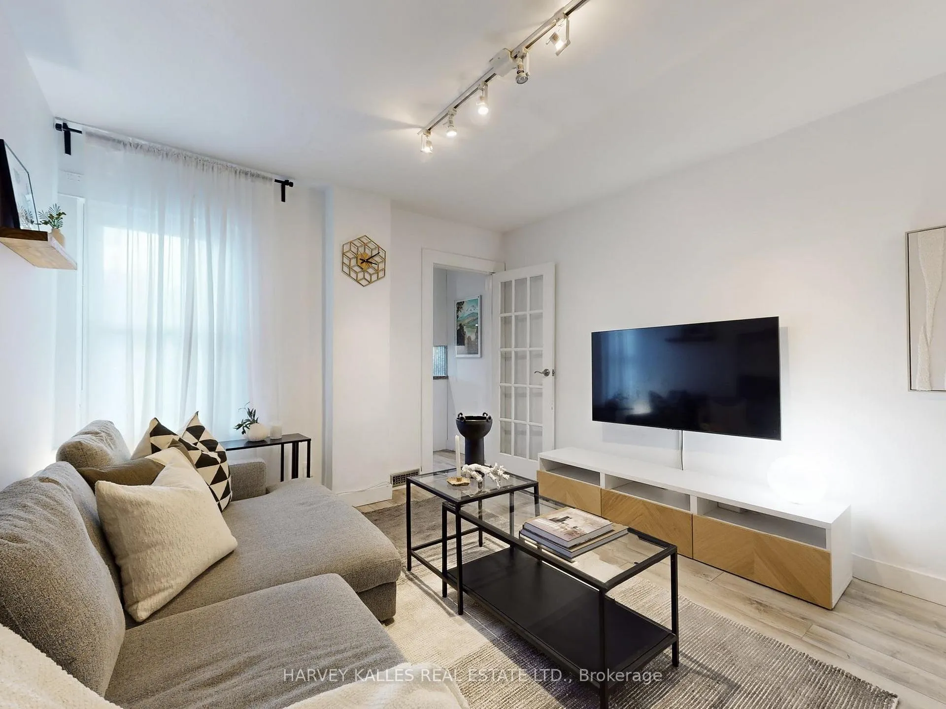 Photo 5 of 211 Rosemount Avenue, Toronto, Corso Italia-Davenport — HOMEH