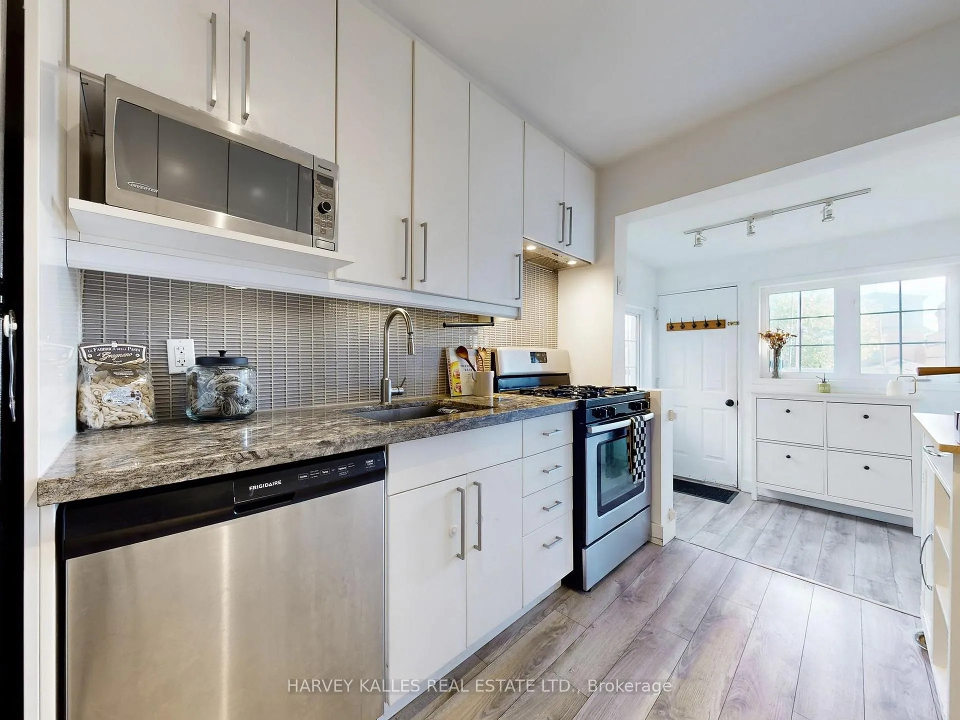Photo 6 of 211 Rosemount Avenue, Toronto, Corso Italia-Davenport — HOMEH