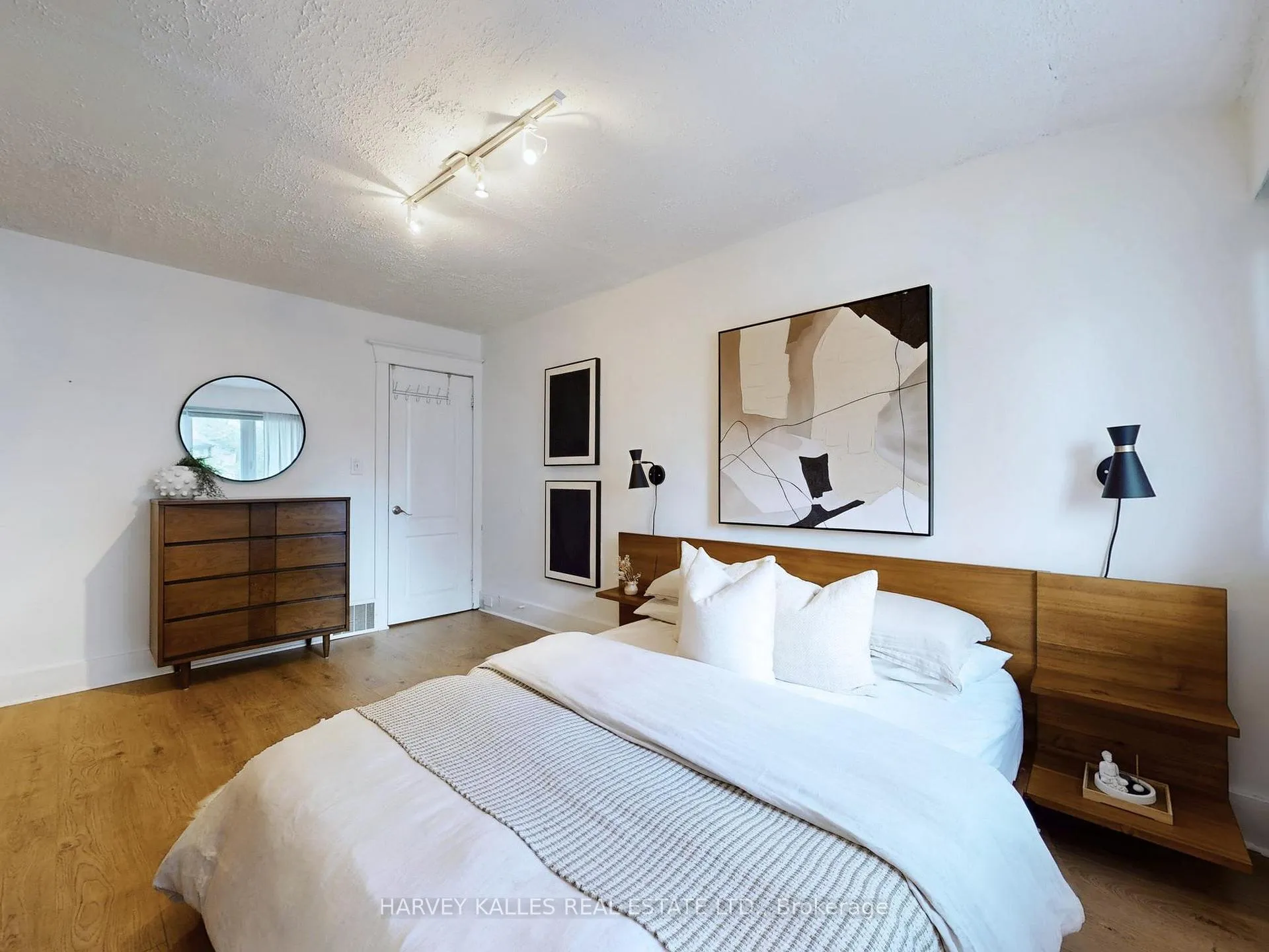 Photo 21 of 211 Rosemount Avenue, Toronto, Corso Italia-Davenport — HOMEH