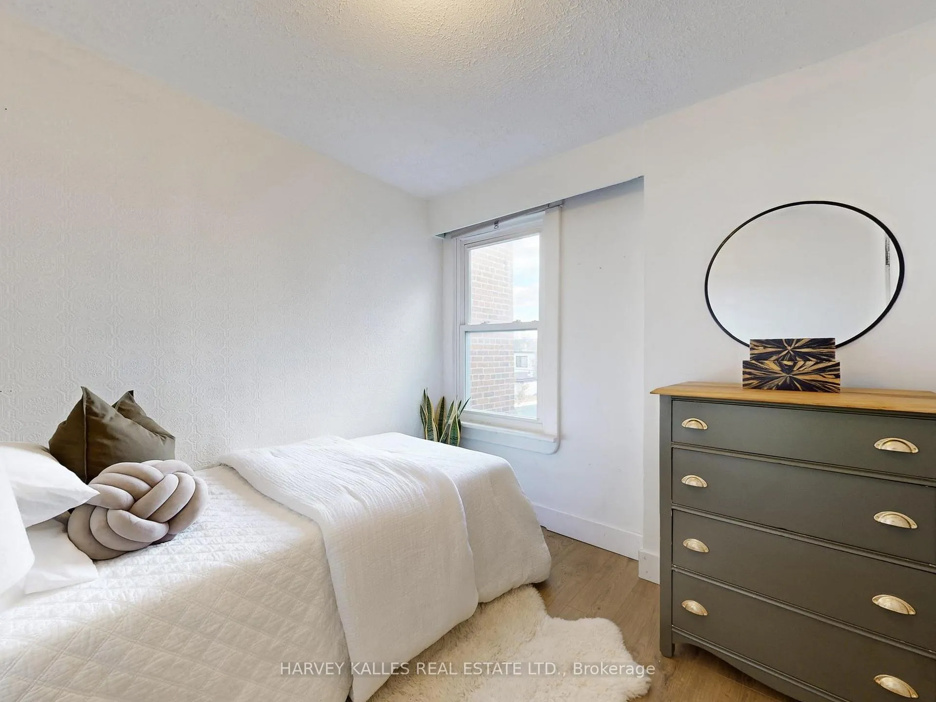 Photo 22 of 211 Rosemount Avenue, Toronto, Corso Italia-Davenport — HOMEH