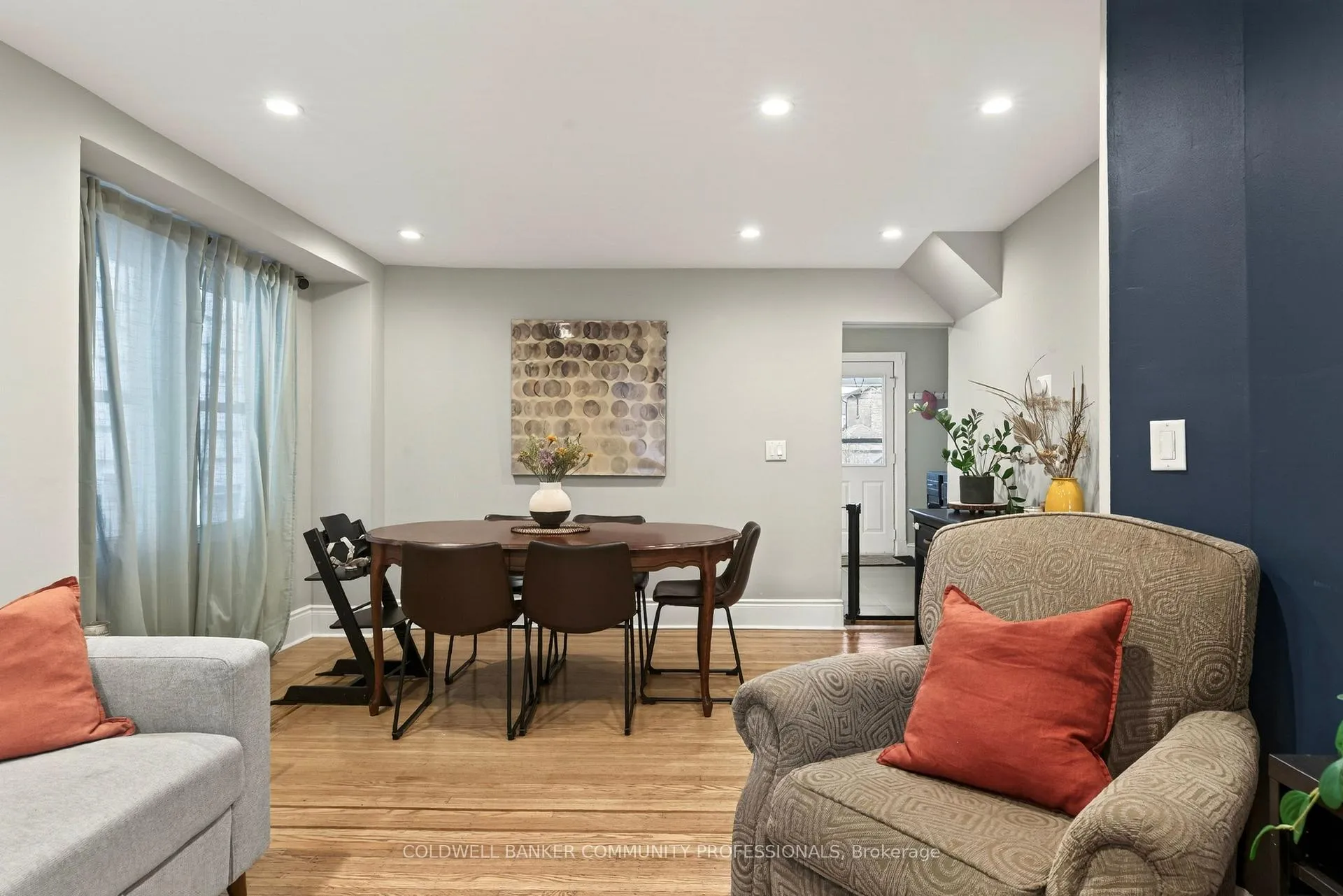 Photo 9 of 74 Belmont Avenue, Hamilton, Crown Point — HOMEH