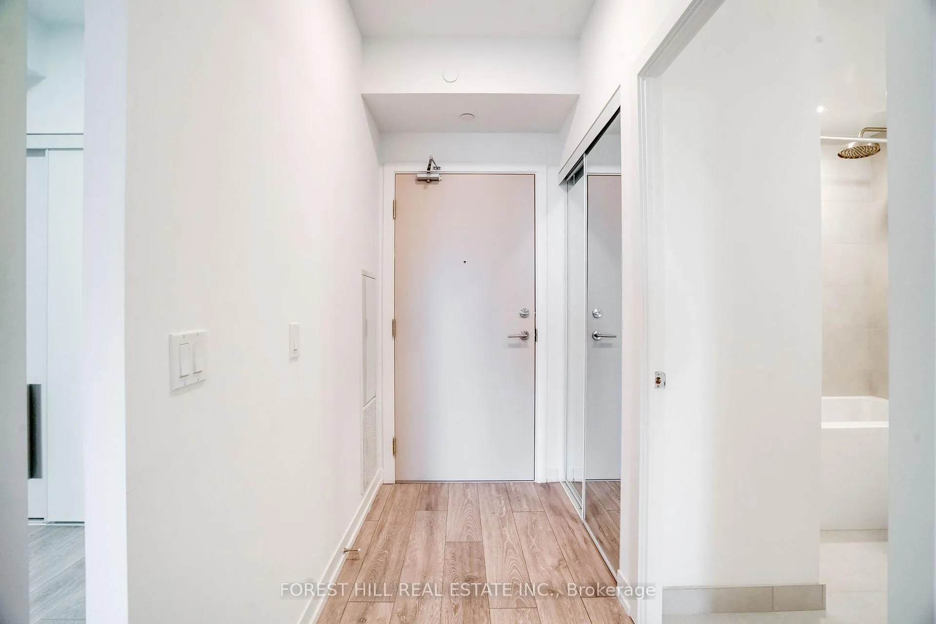 Photo 2 of Unit 1502, 2020 Bathurst Street, Toronto, Forest Hill South — HOMEH