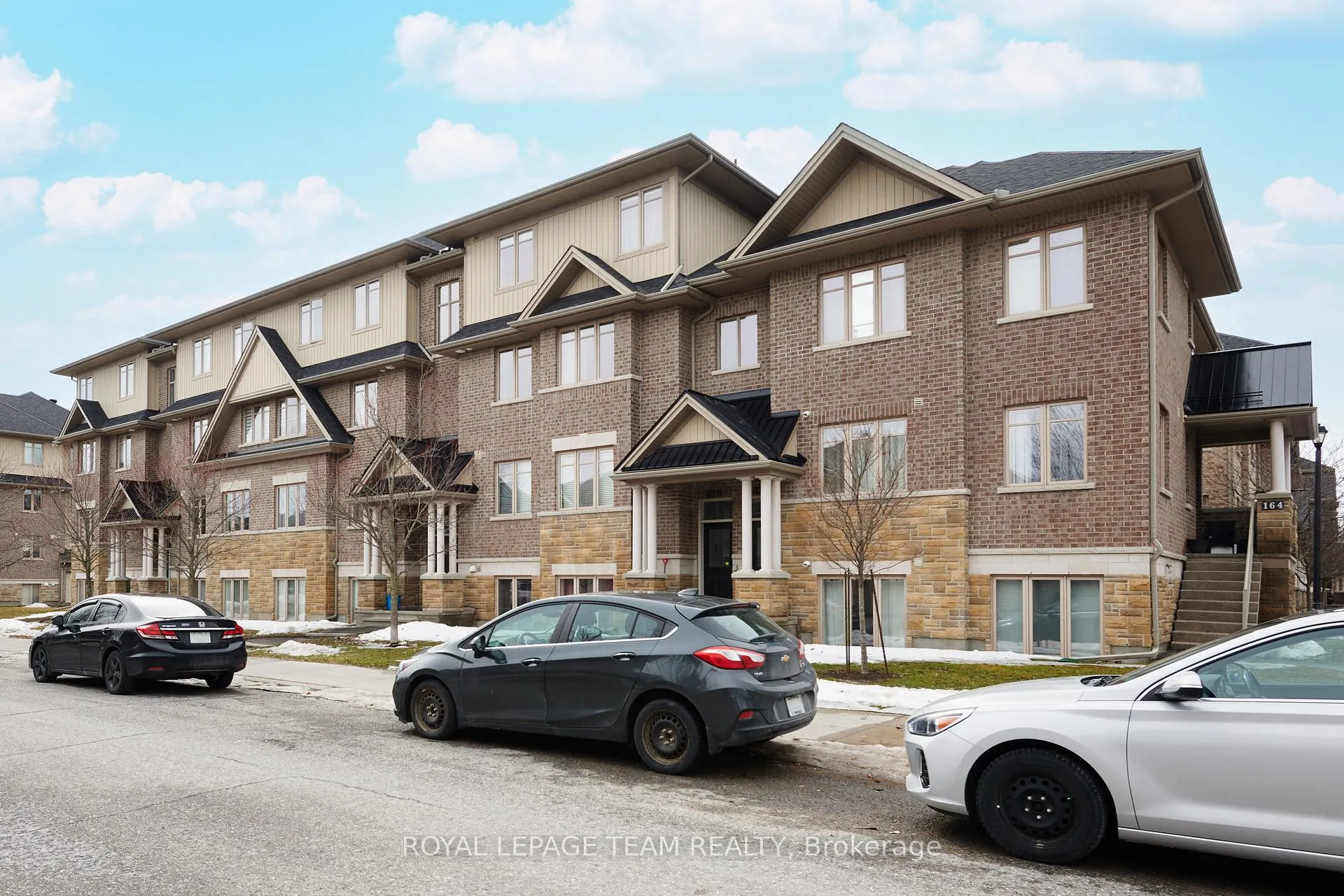 Photo 4 of Unit E, 168 Hornchurch Lane E, Ottawa, Barrhaven - Longfields — HOMEH