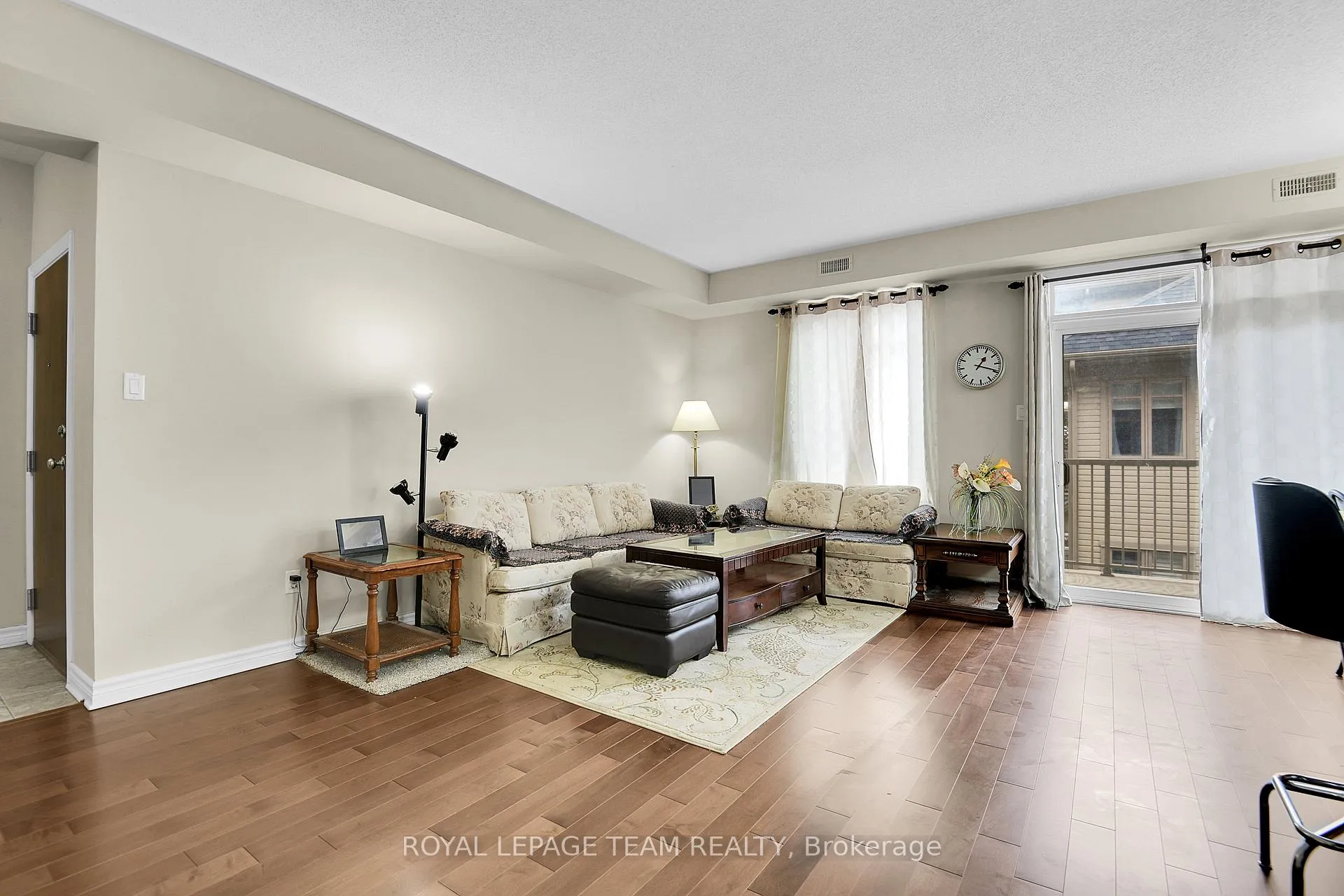 Photo 13 of Unit E, 168 Hornchurch Lane E, Ottawa, Barrhaven - Longfields — HOMEH