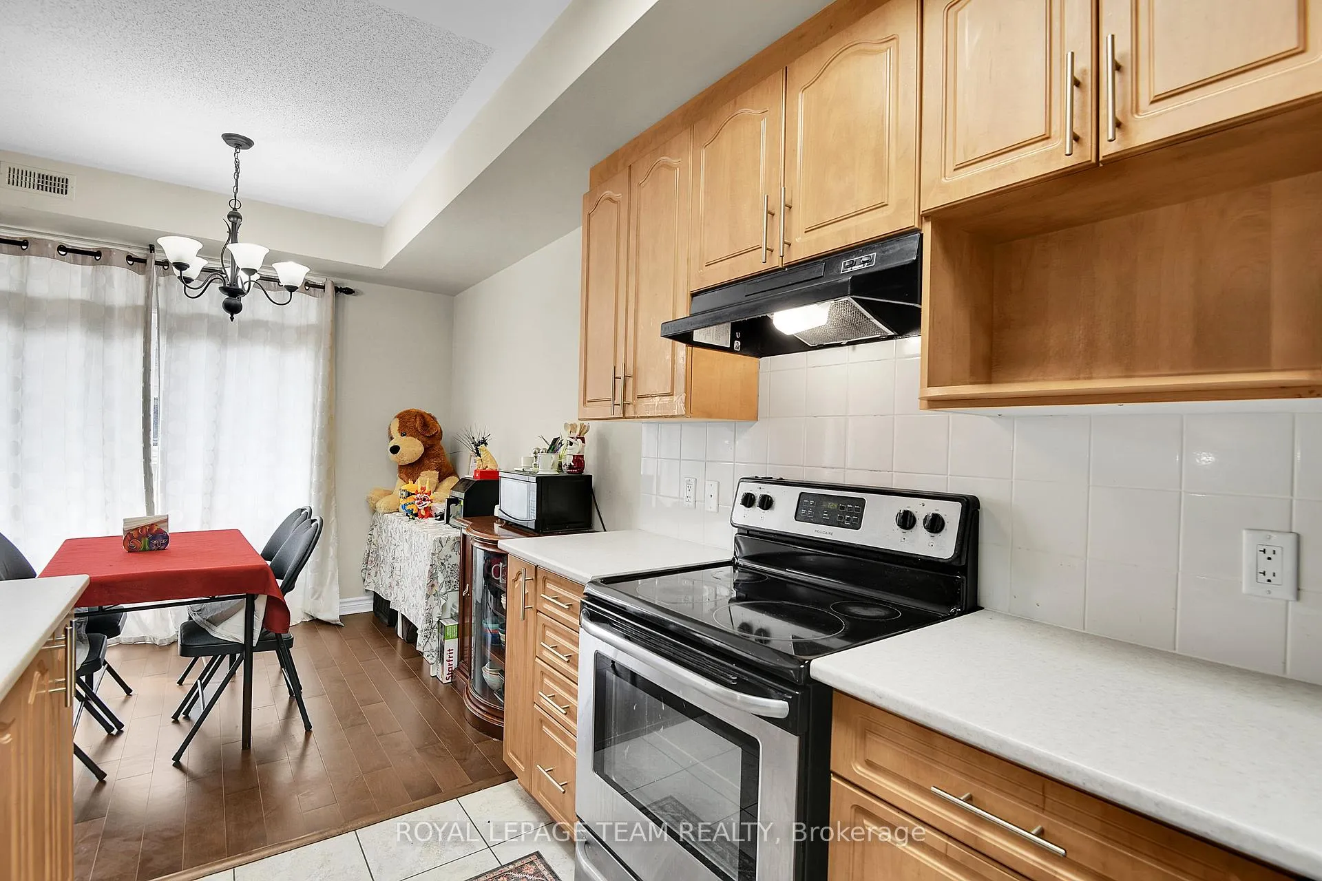 Photo 24 of Unit E, 168 Hornchurch Lane E, Ottawa, Barrhaven - Longfields — HOMEH