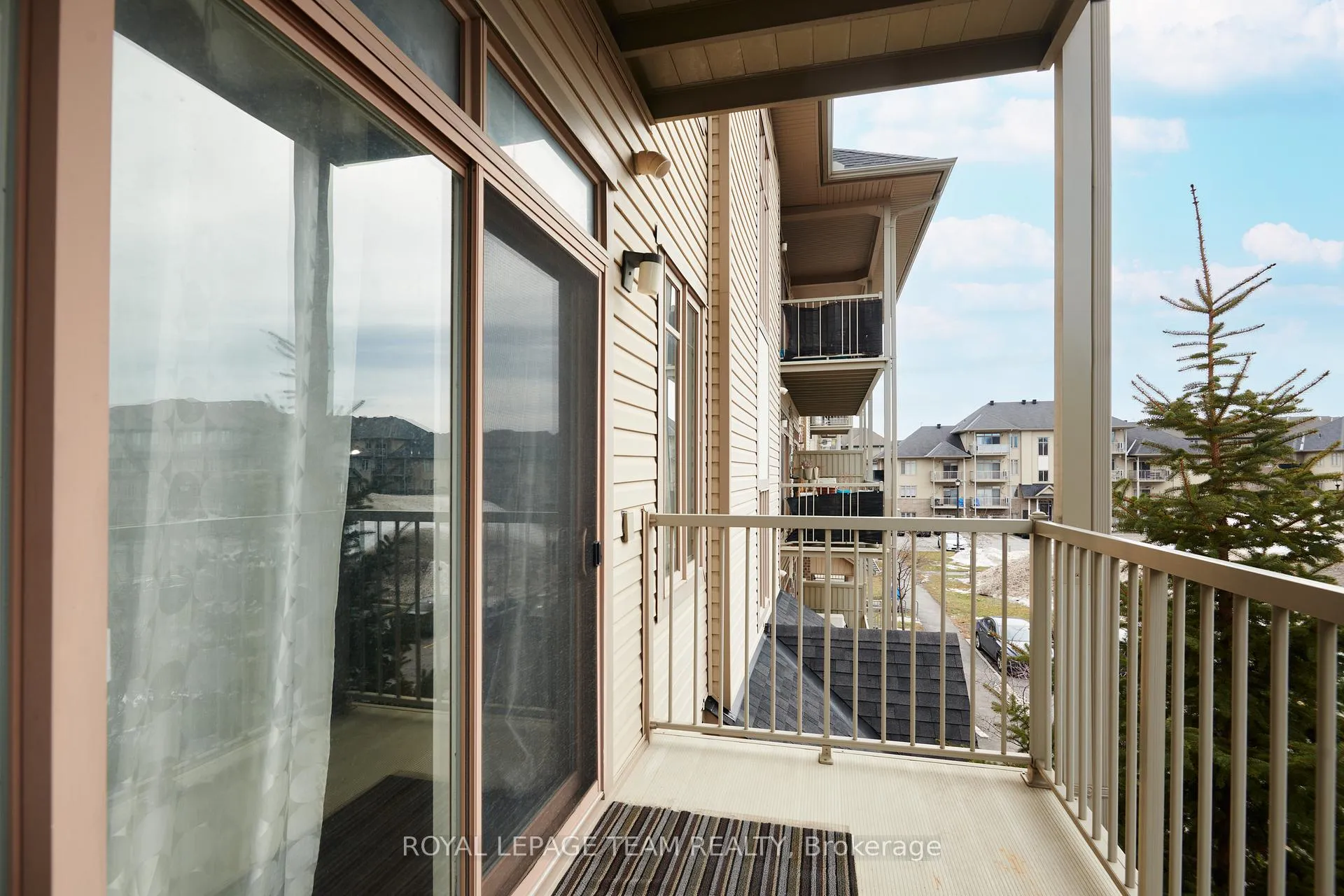 Photo 34 of Unit E, 168 Hornchurch Lane E, Ottawa, Barrhaven - Longfields — HOMEH
