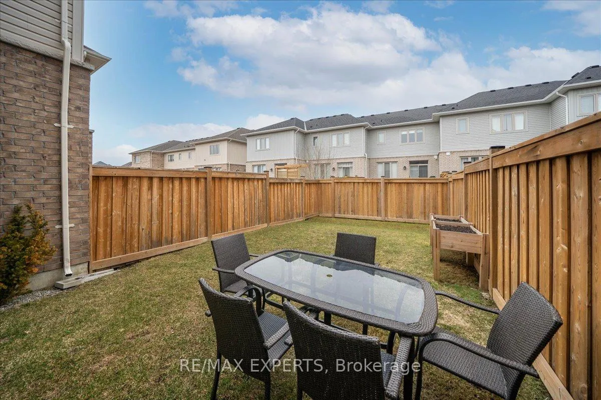 Photo 34 of 76 Clifford Crescent, New Tecumseth, Tottenham — HOMEH