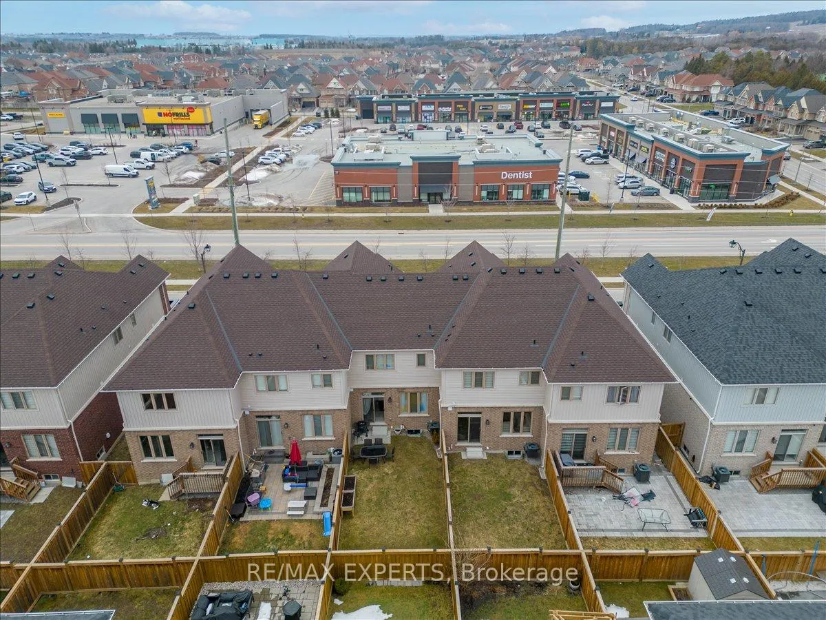 Photo 36 of 76 Clifford Crescent, New Tecumseth, Tottenham — HOMEH