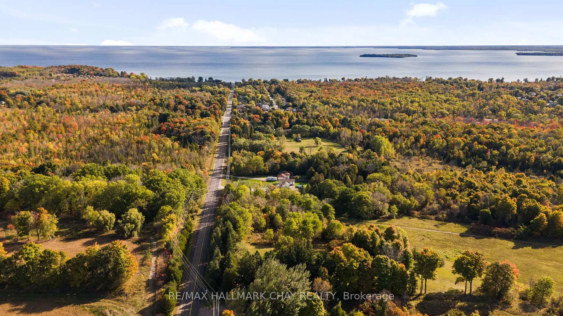 Photo 40 of 965 10th Line, Innisfil, Rural Innisfil — HOMEH