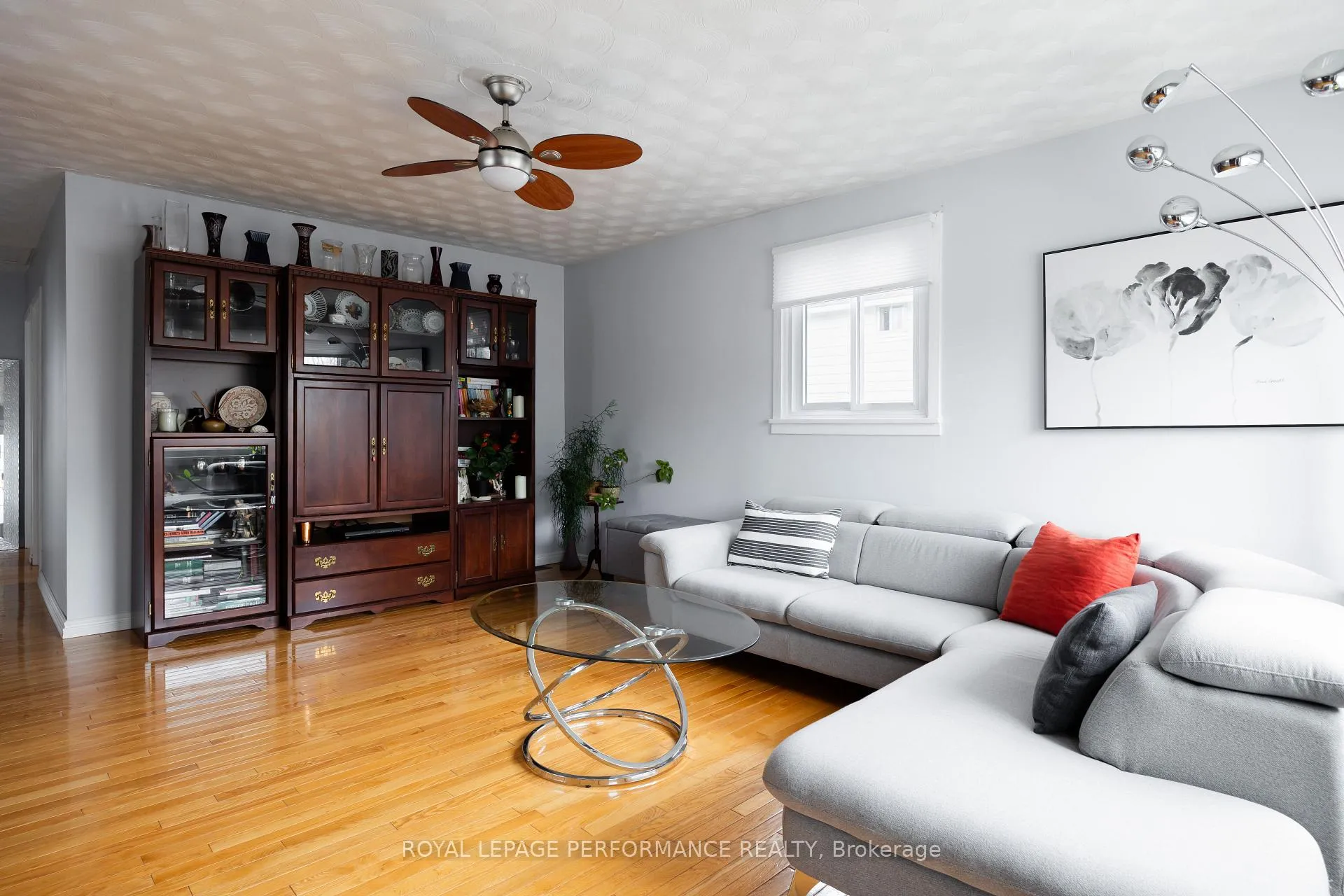 Photo 8 of 343 Gloucester Street N, Cornwall — HOMEH