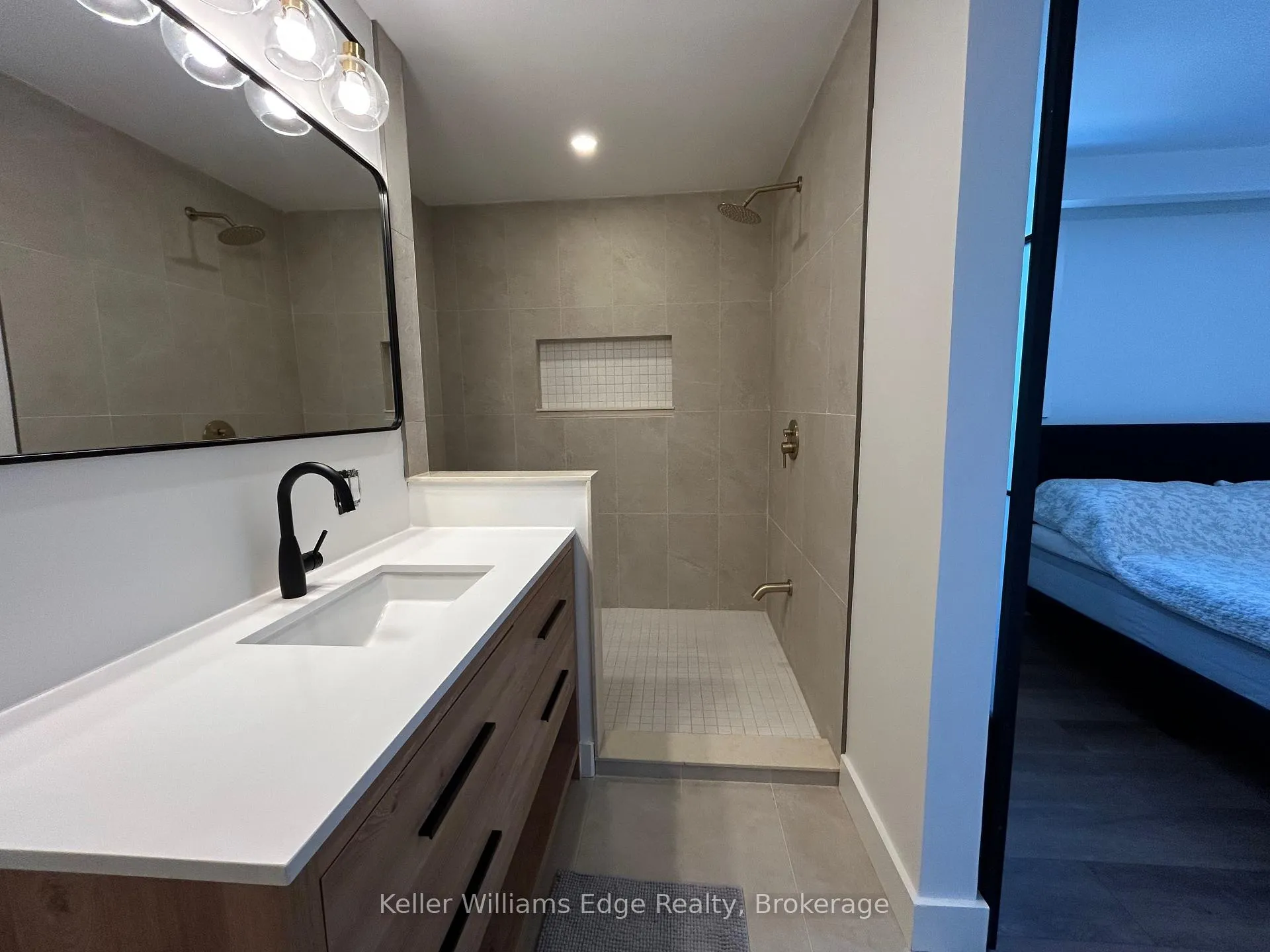 Photo 16 of 15 Hildegard Drive, Hamilton, Vincent — HOMEH