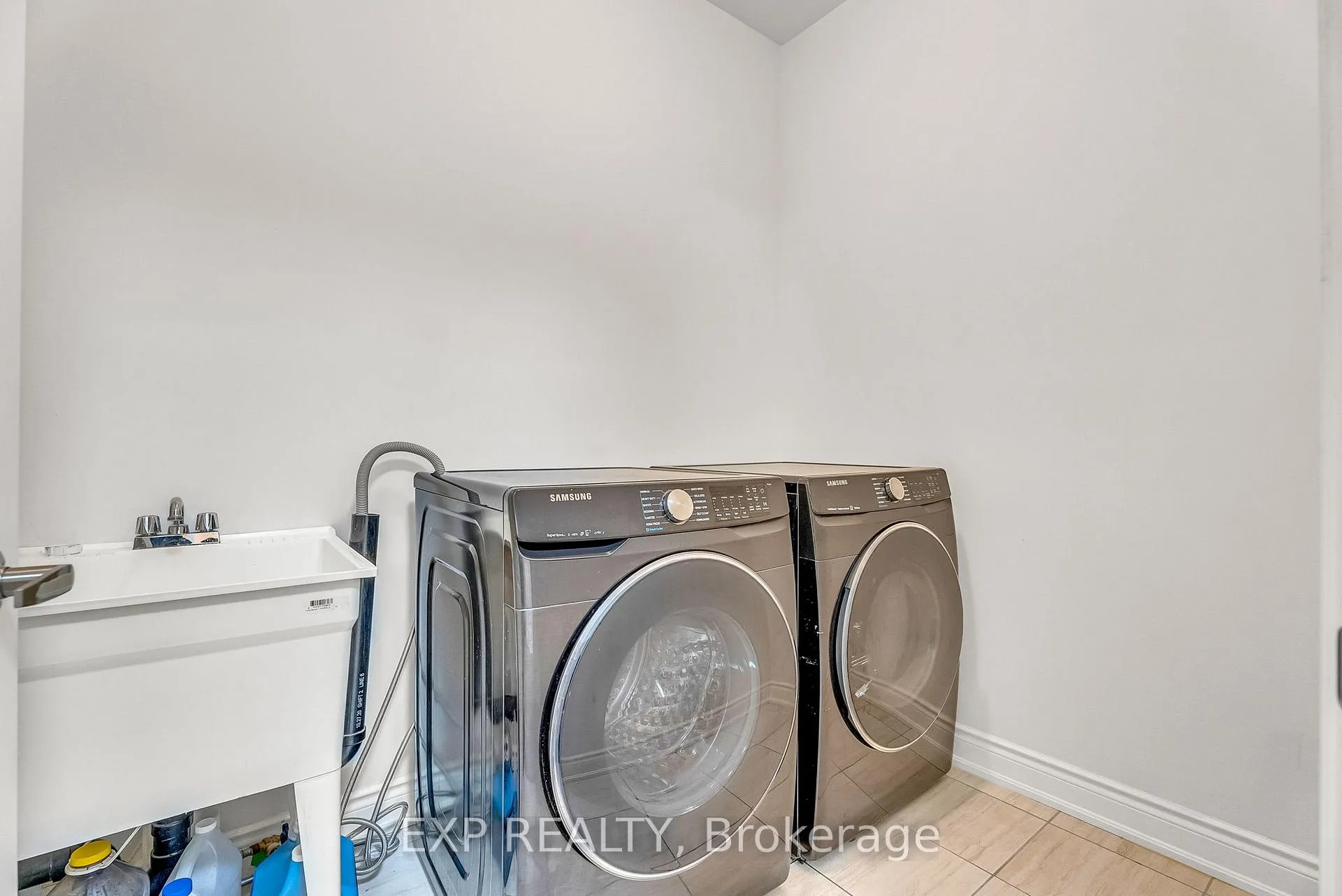 Photo 8 of 9548 Weston Road, Vaughan, Vellore Village — HOMEH