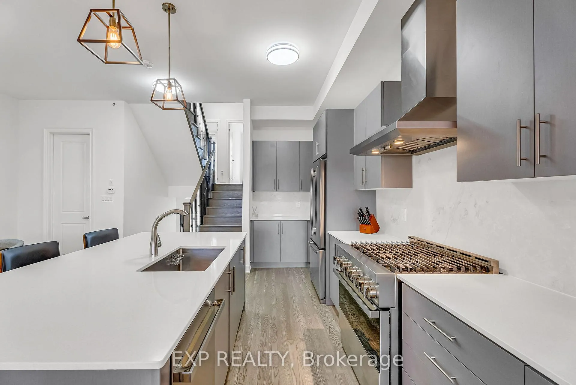 Photo 13 of 9548 Weston Road, Vaughan, Vellore Village — HOMEH