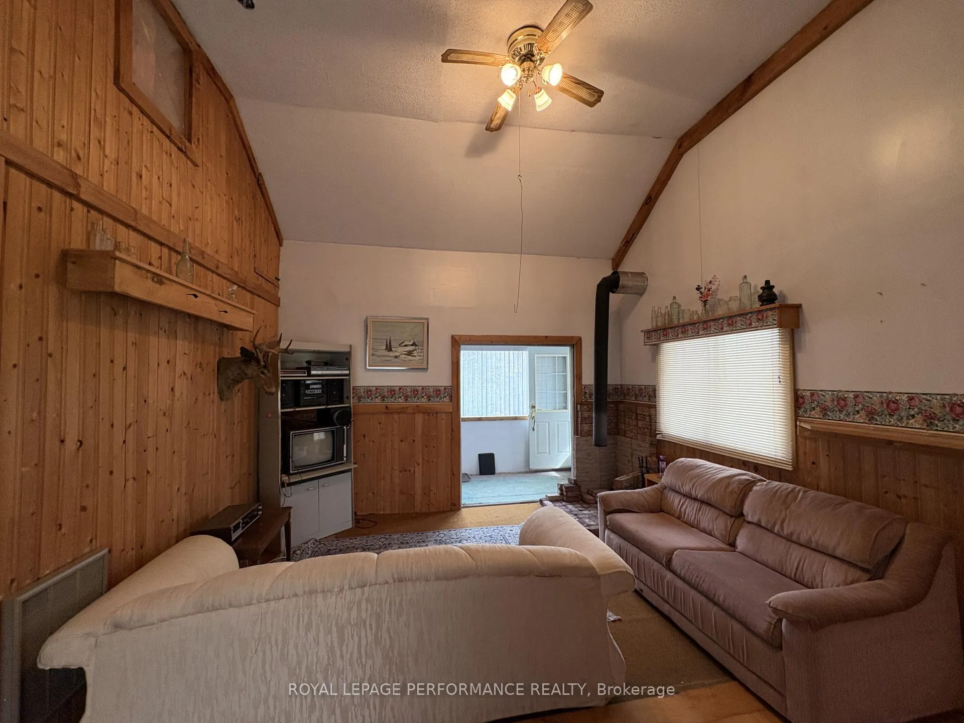 Photo 10 of 6611 Highway 511, Lanark Highlands, Lanark Highlands (Lanark) Twp — HOMEH